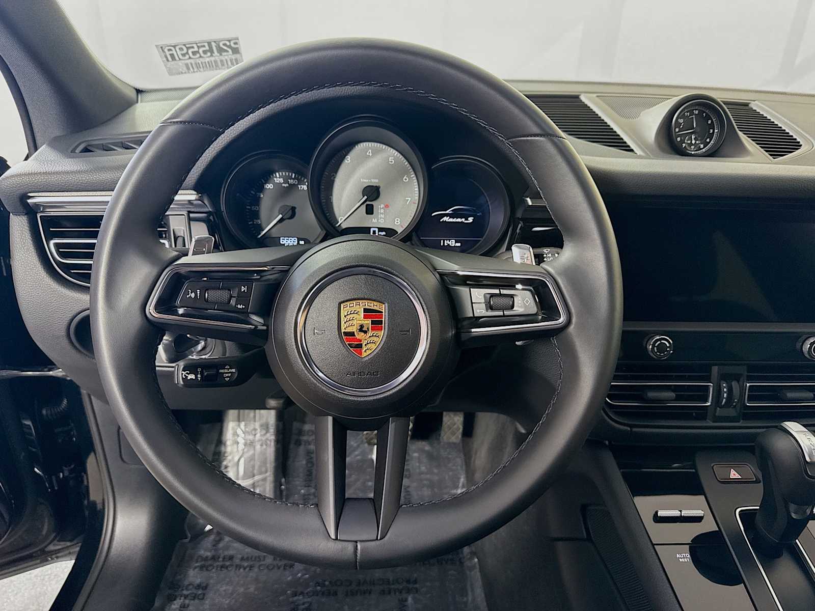 Thumbnail: 2025 Porsche Macan - 12