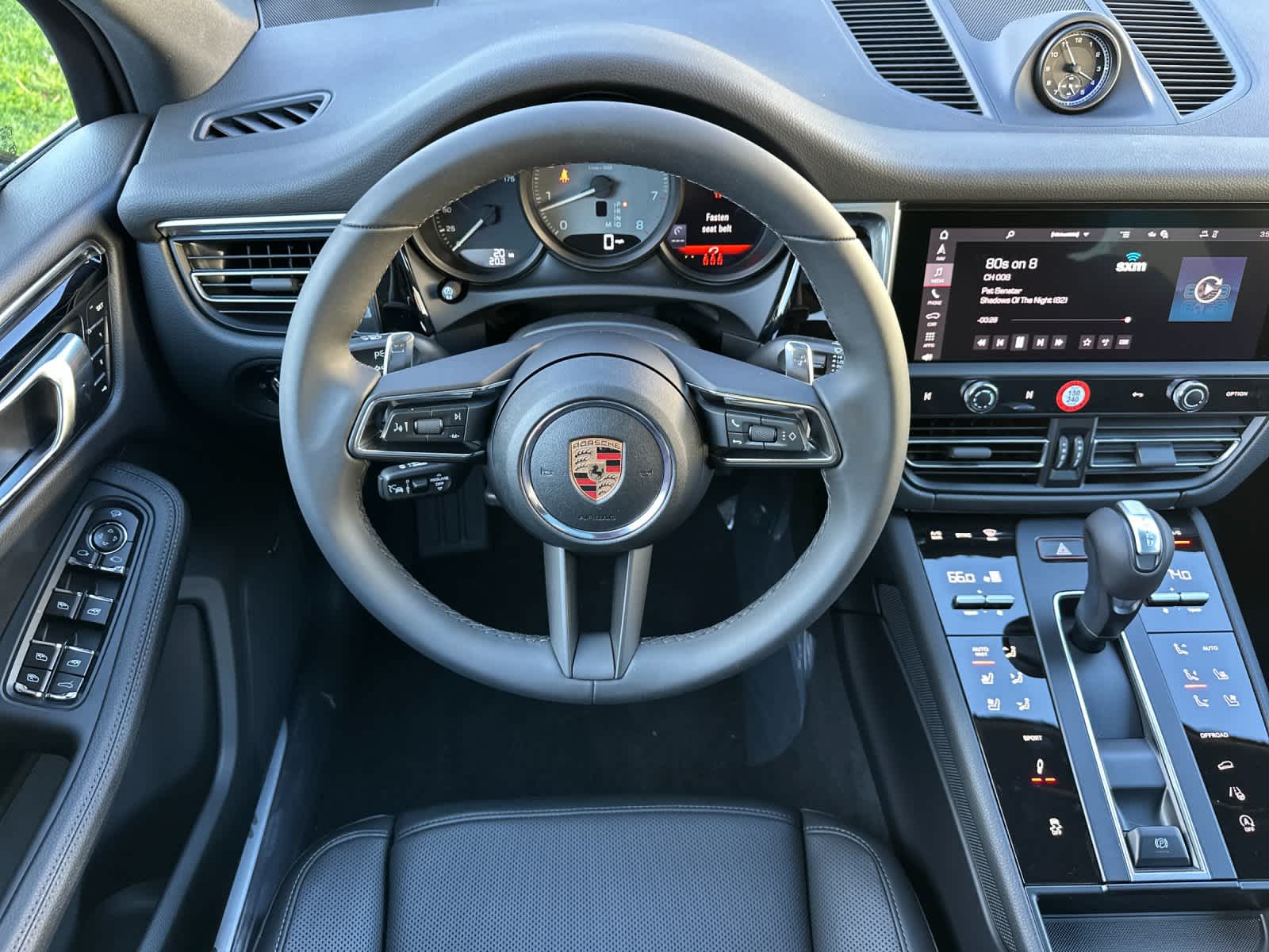 Thumbnail: 2025 Porsche Macan - 15