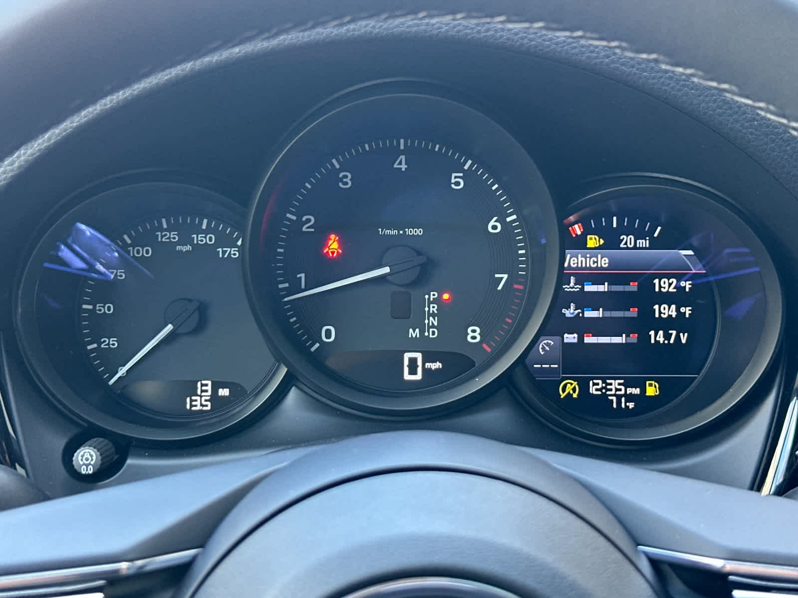 Thumbnail: 2026 Porsche Macan - 29