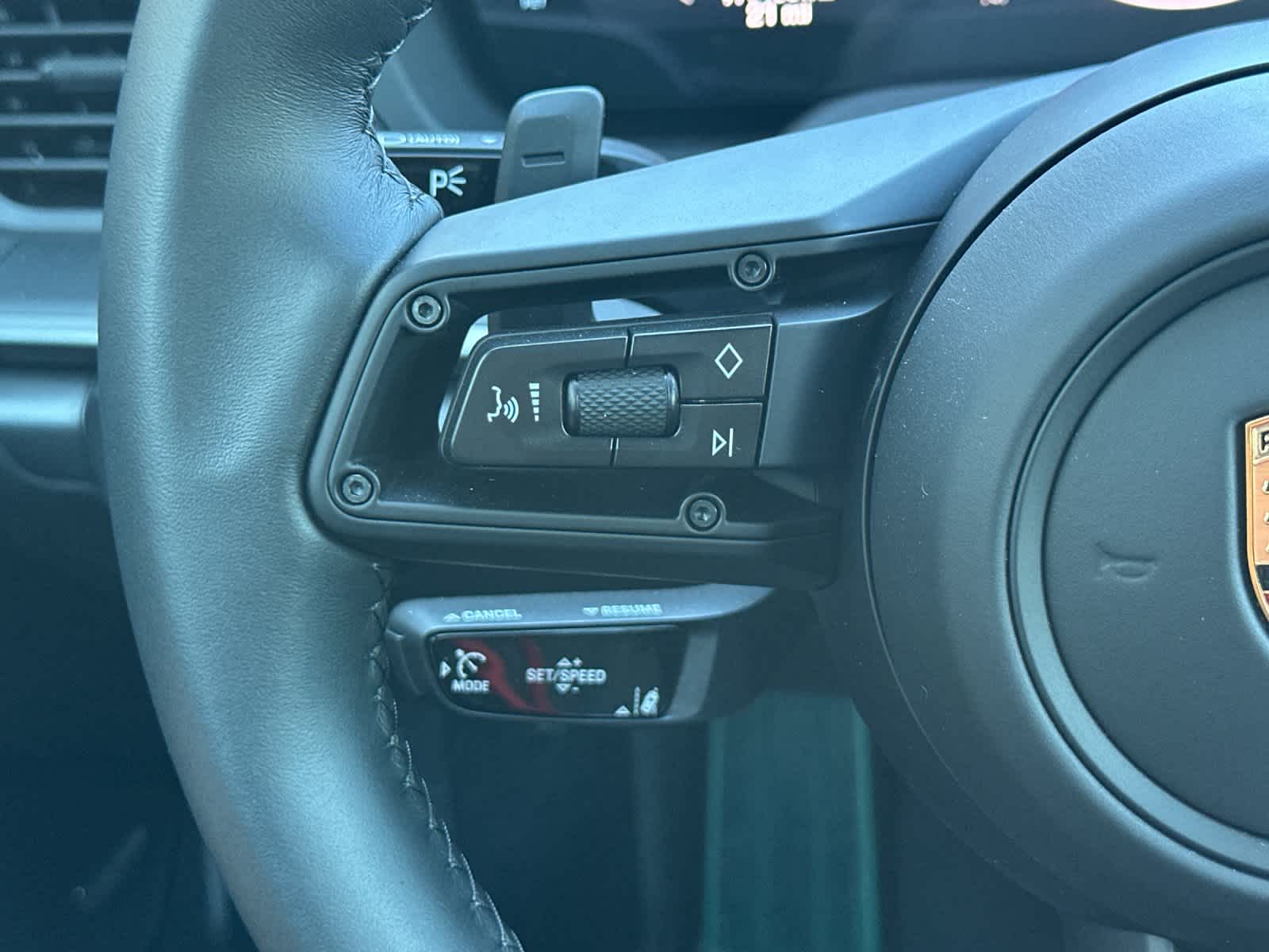 Thumbnail: 2026 Porsche 911 - 23