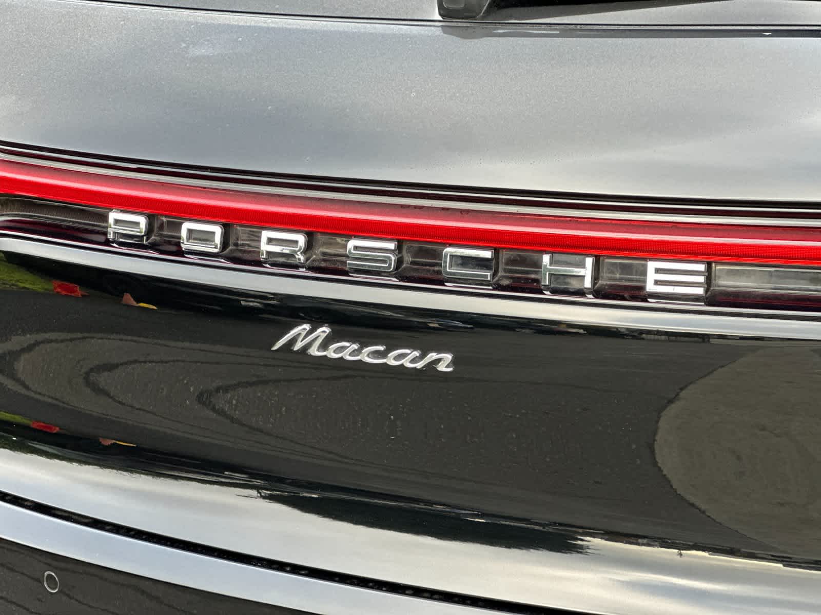 Thumbnail: 2019 Porsche Macan - 32