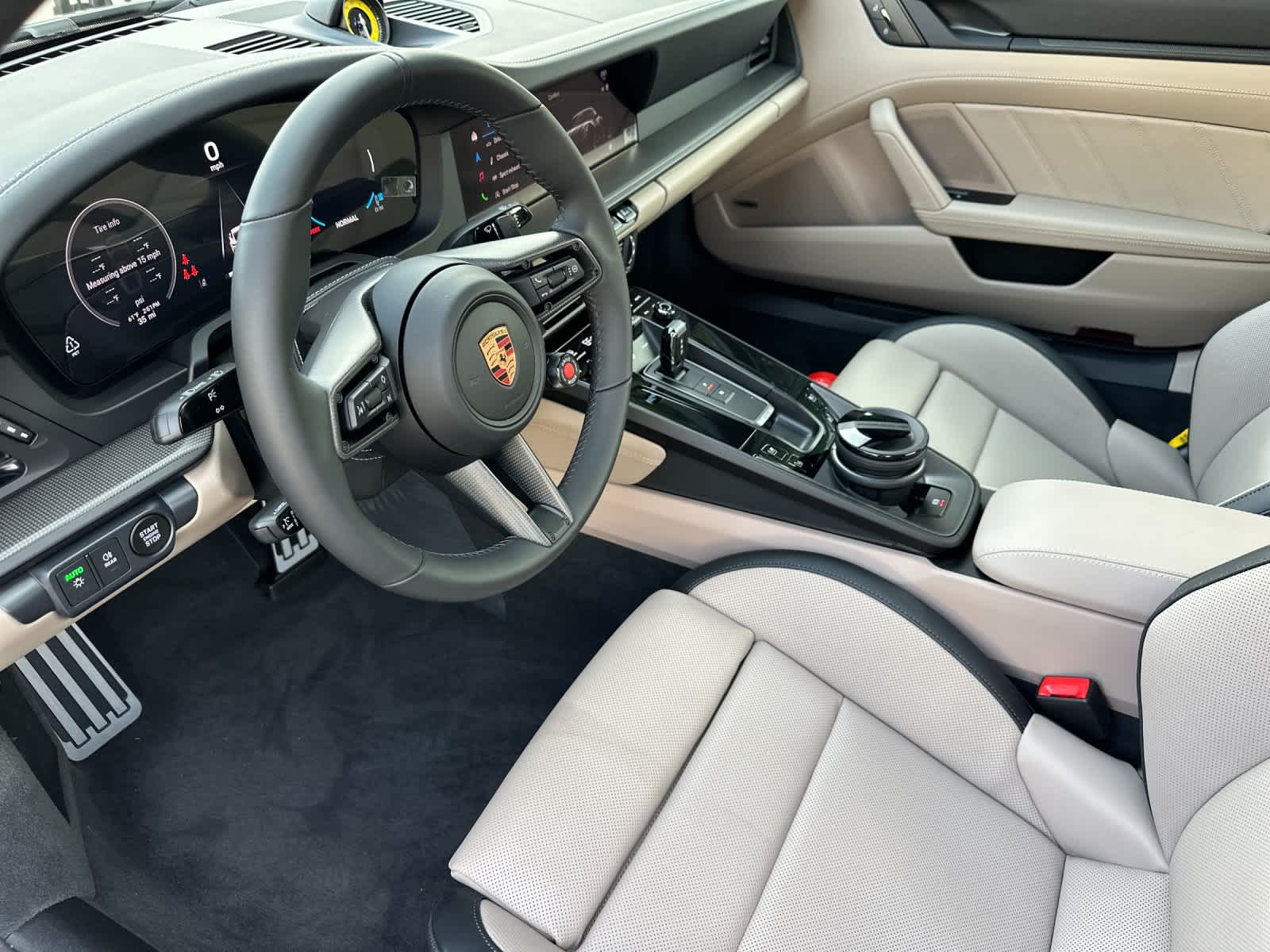 Thumbnail: 2026 Porsche 911 - 4