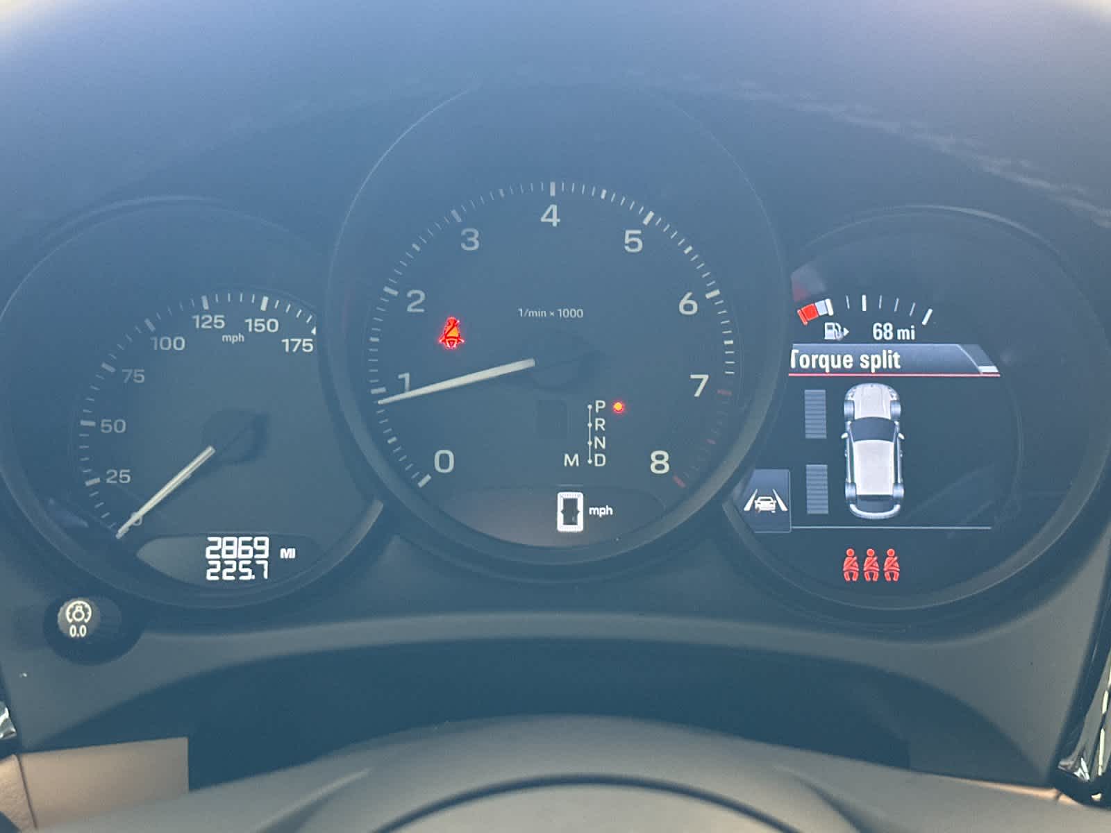 Thumbnail: 2025 Porsche Macan - 28