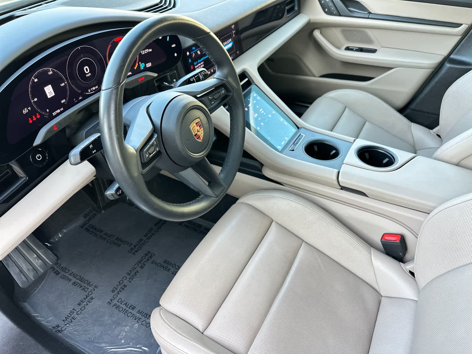 Thumbnail: 2022 Porsche Taycan - 4