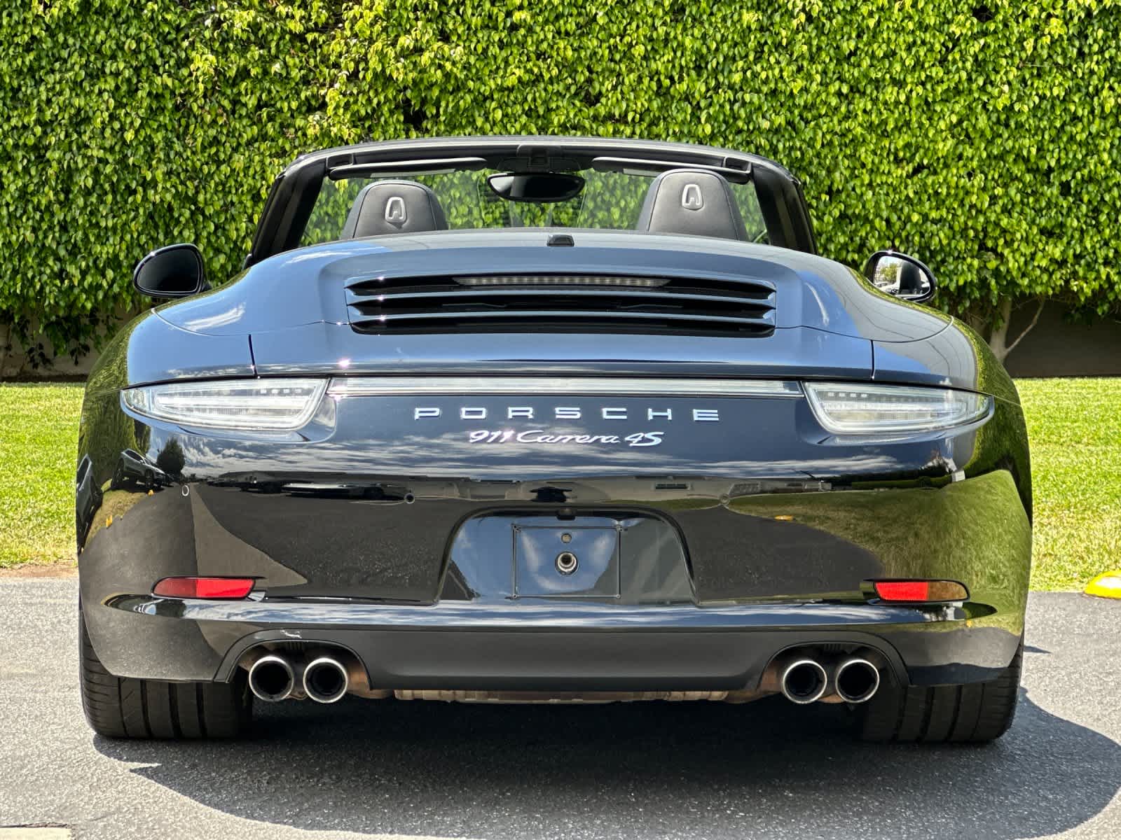 Thumbnail: 2015 Porsche 911 - 6