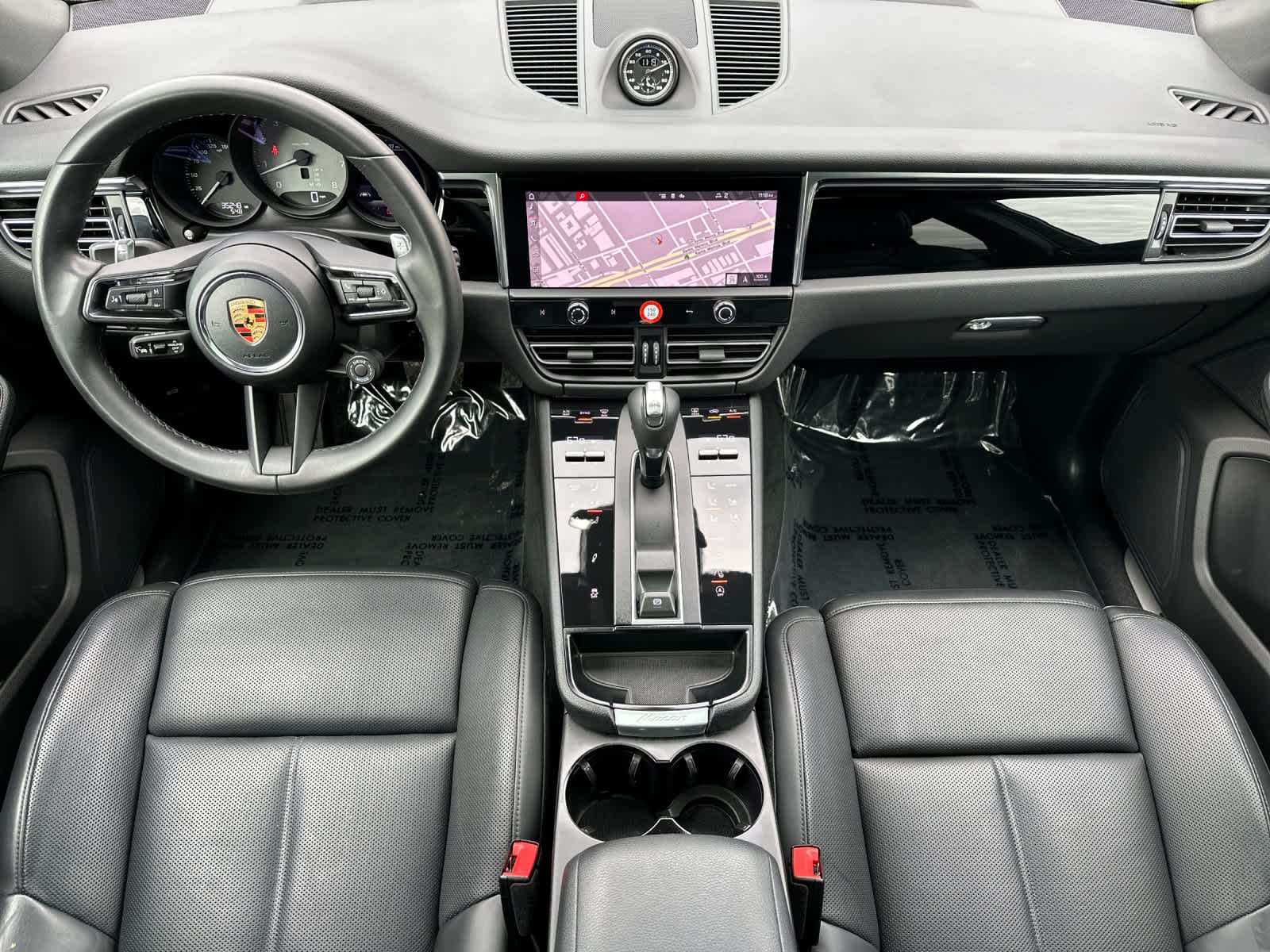 Thumbnail: 2023 Porsche Macan - 7