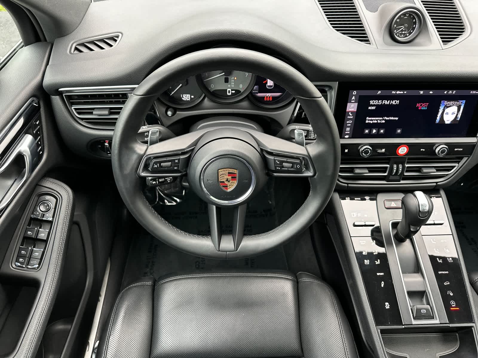 Thumbnail: 2025 Porsche Macan - 15