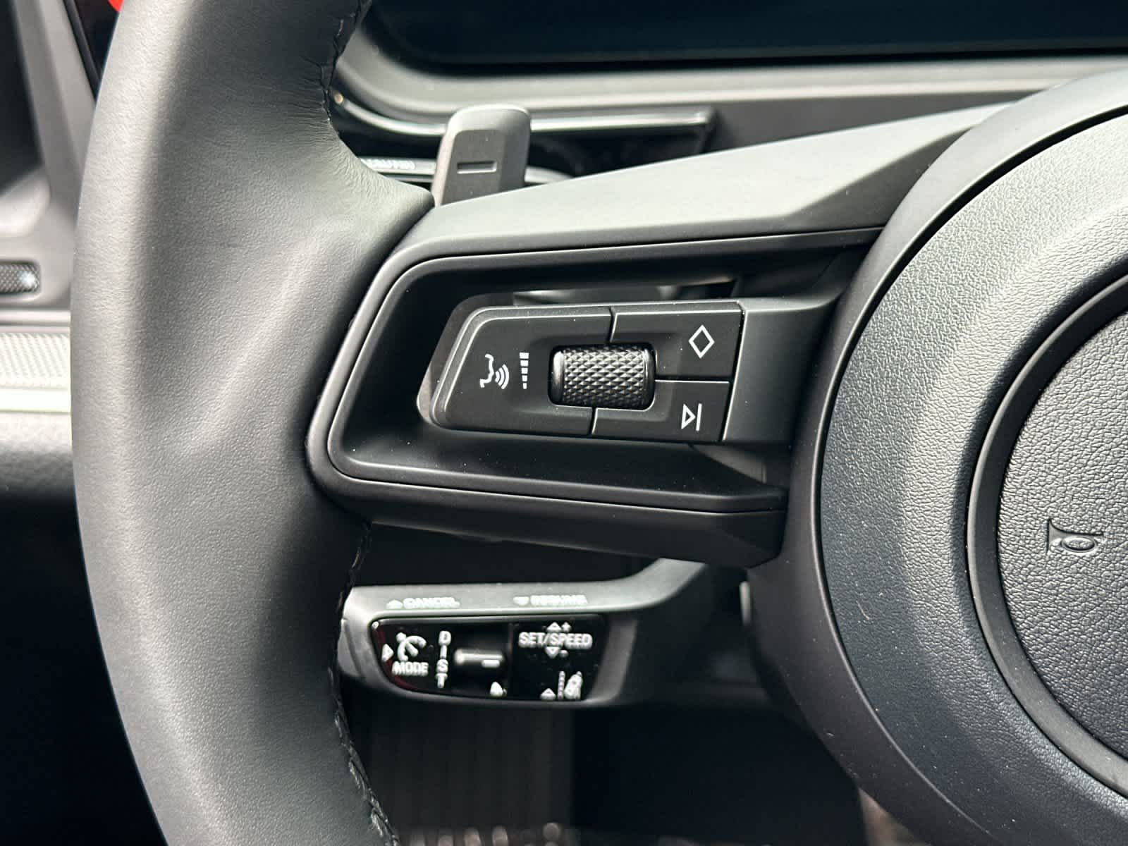 Thumbnail: 2026 Porsche Cayenne - 28