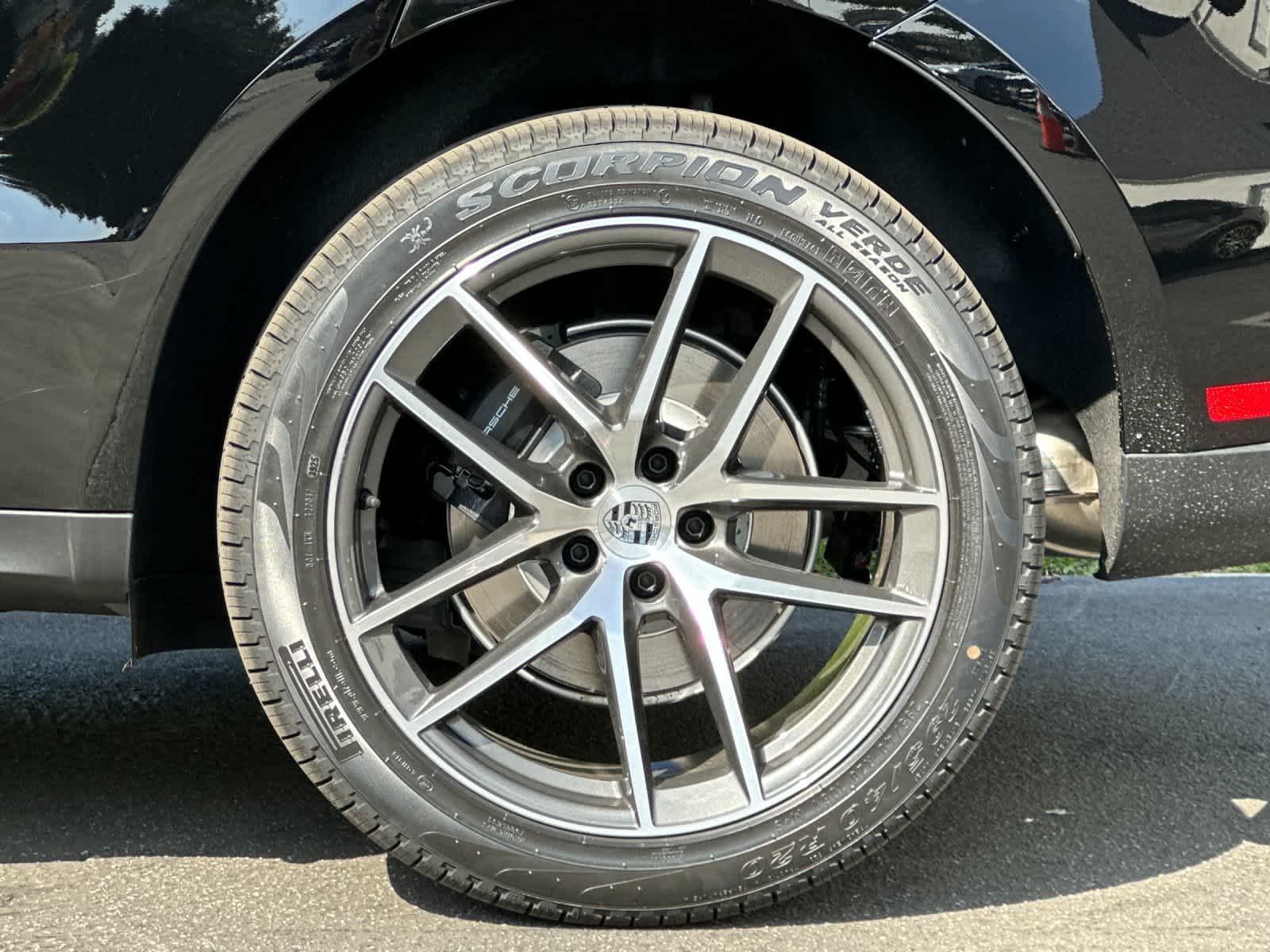 Thumbnail: 2026 Porsche Macan - 31