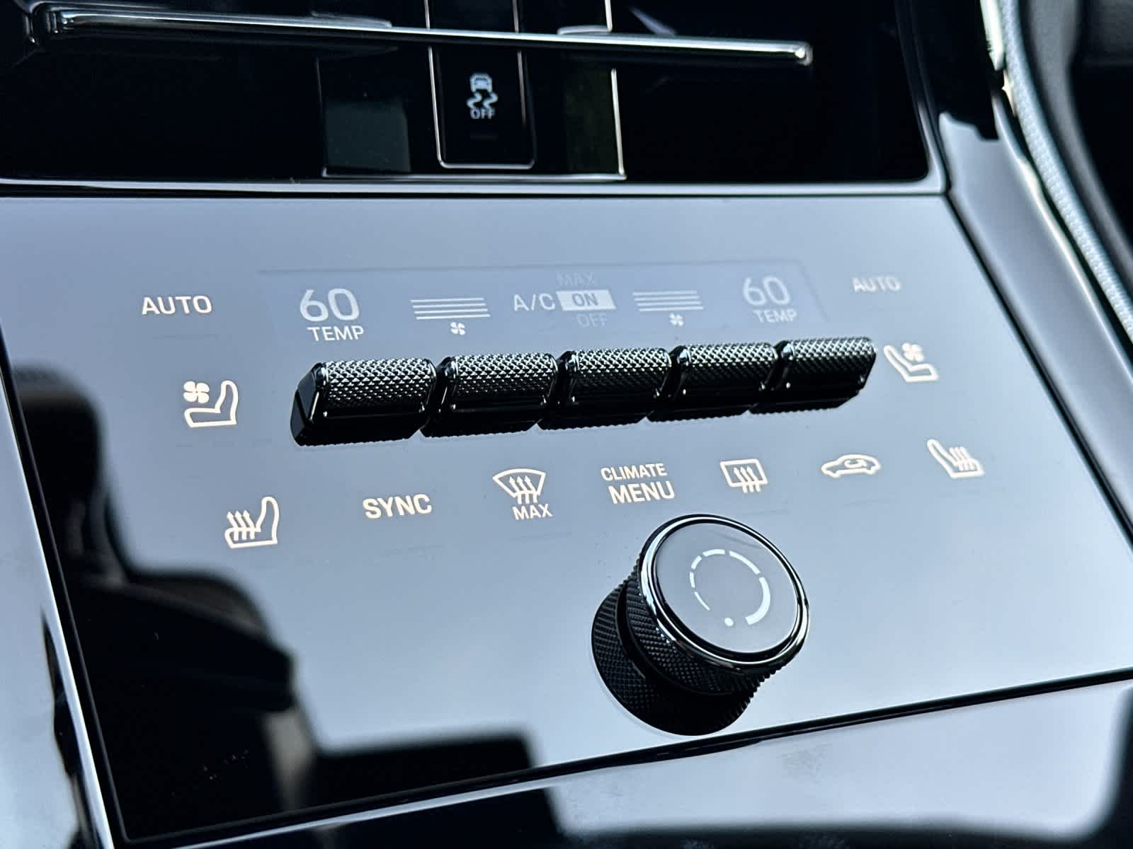 Thumbnail: 2026 Porsche Panamera - 24