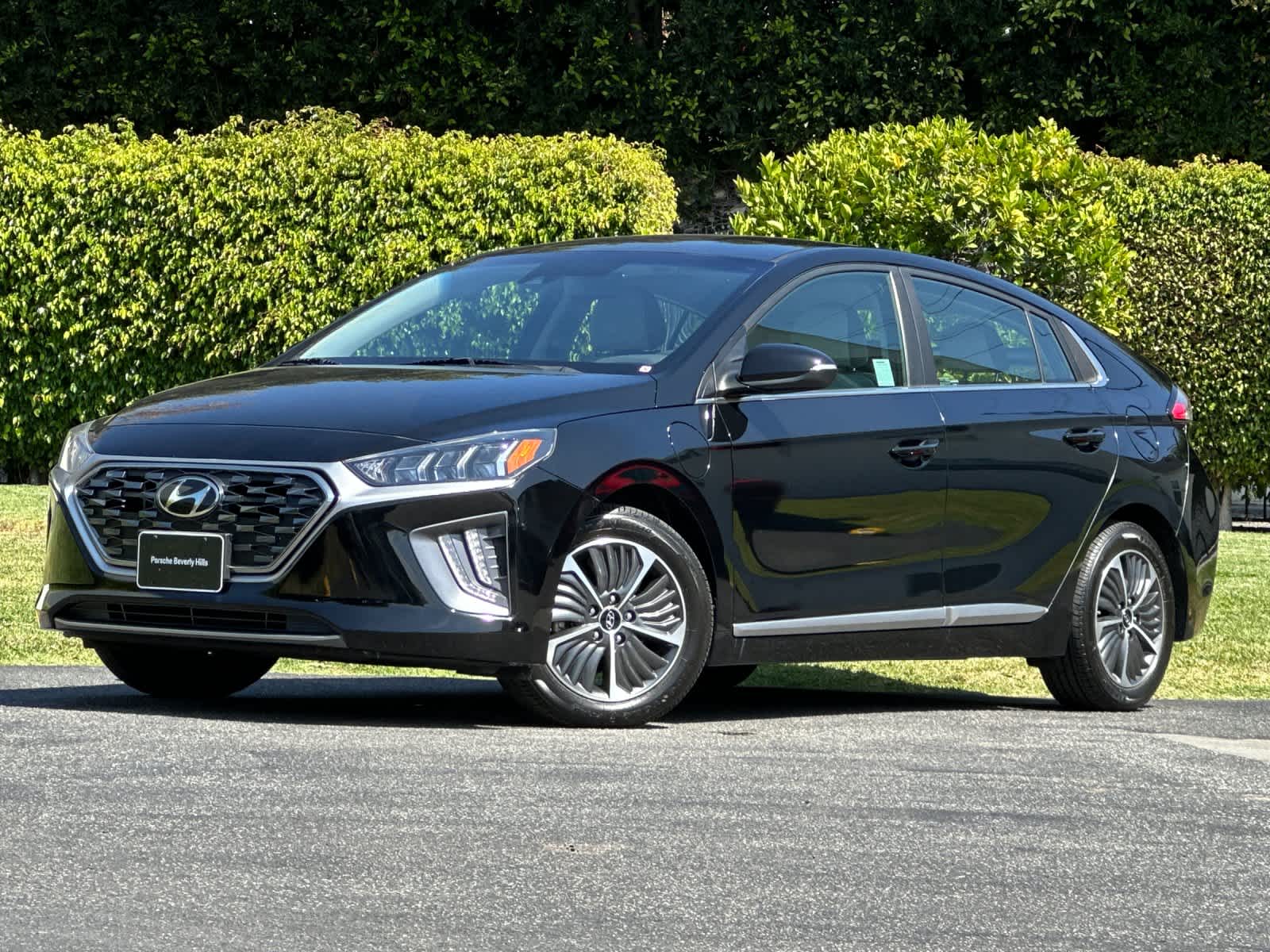 2022 Hyundai Ioniq SEL -
                  Los Angeles, CA