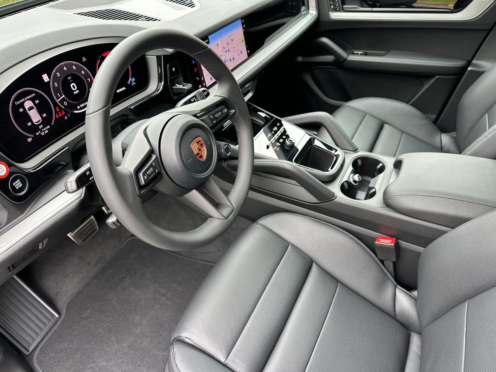 Thumbnail: 2026 Porsche Cayenne - 4