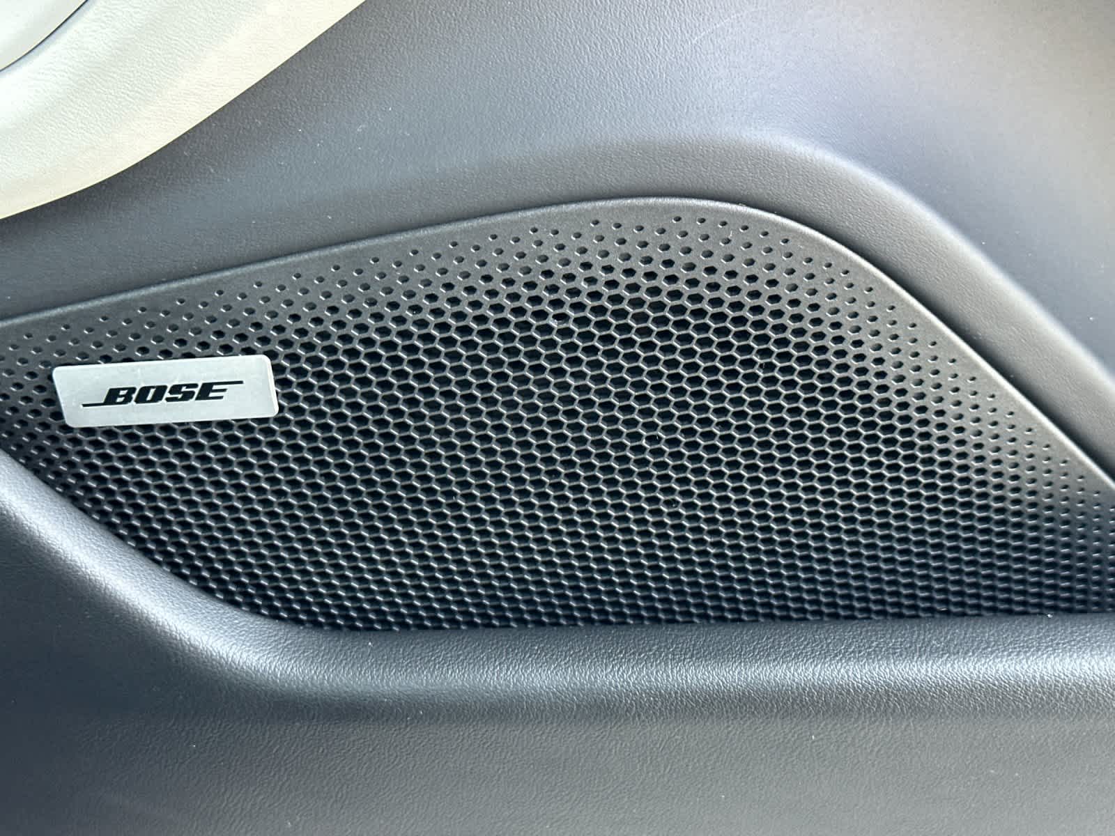Thumbnail: 2020 Porsche Taycan - 19