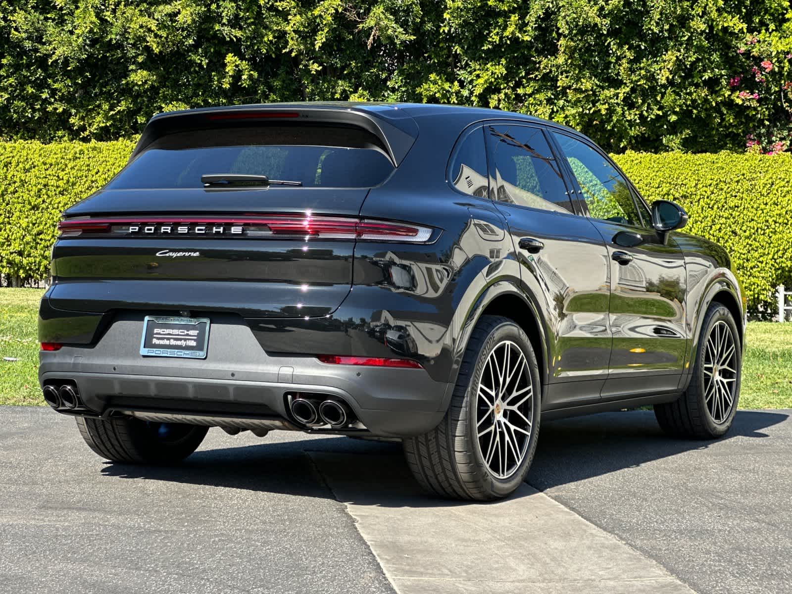 Thumbnail: 2026 Porsche Cayenne - 8