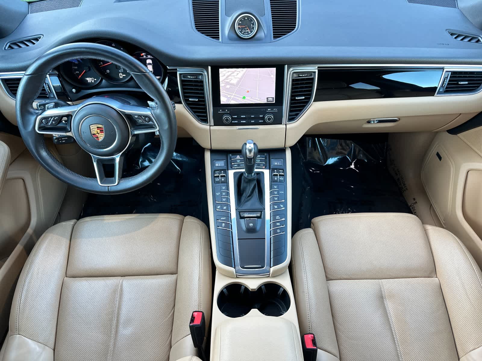 Thumbnail: 2018 Porsche Macan - 6