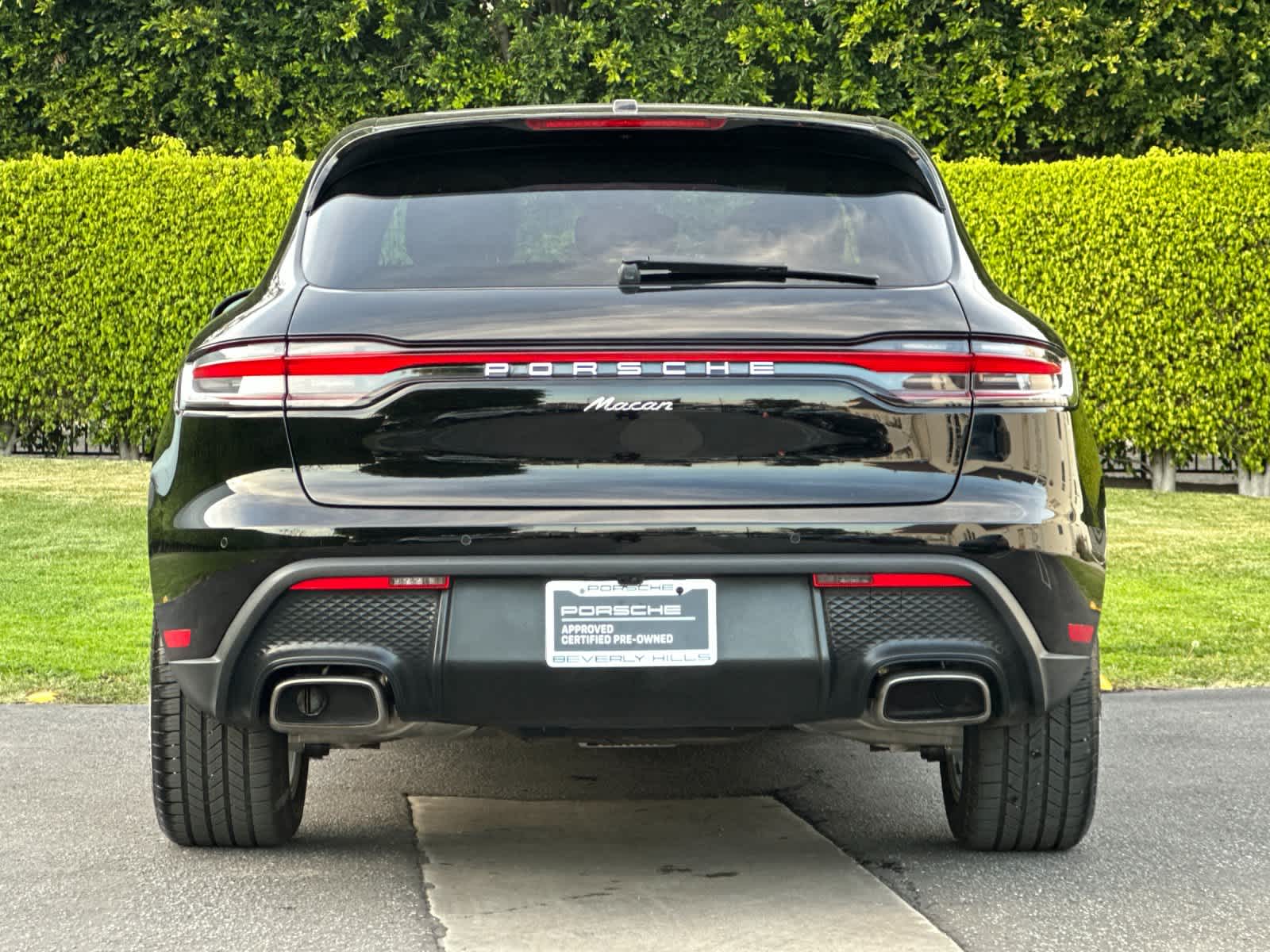 Thumbnail: 2025 Porsche Macan - 7