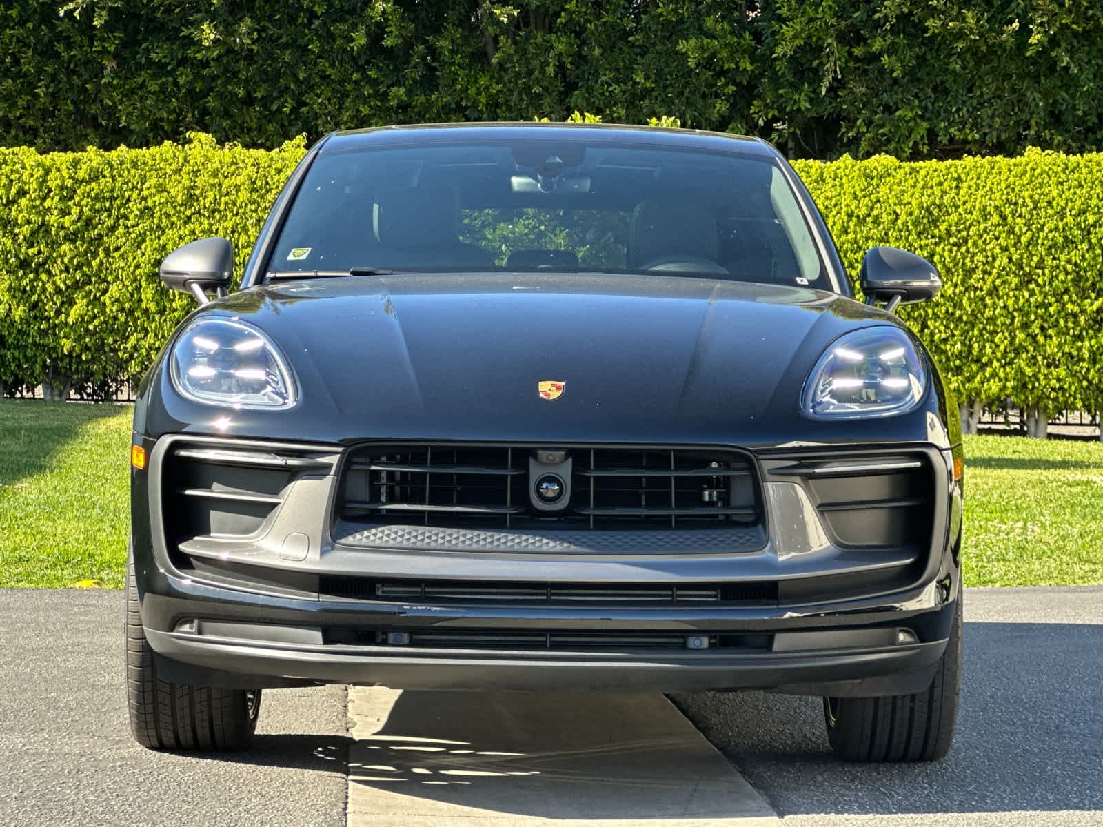 Thumbnail: 2026 Porsche Macan - 11
