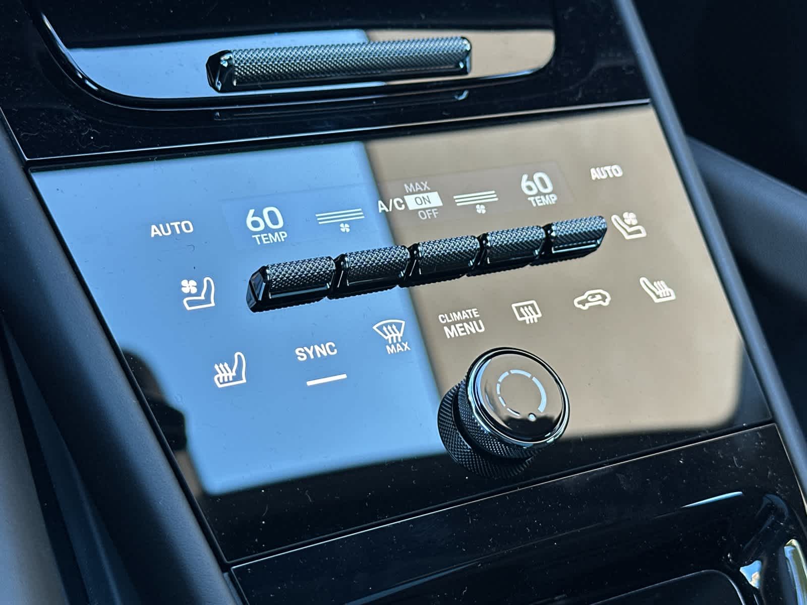 Thumbnail: 2026 Porsche Cayenne - 24