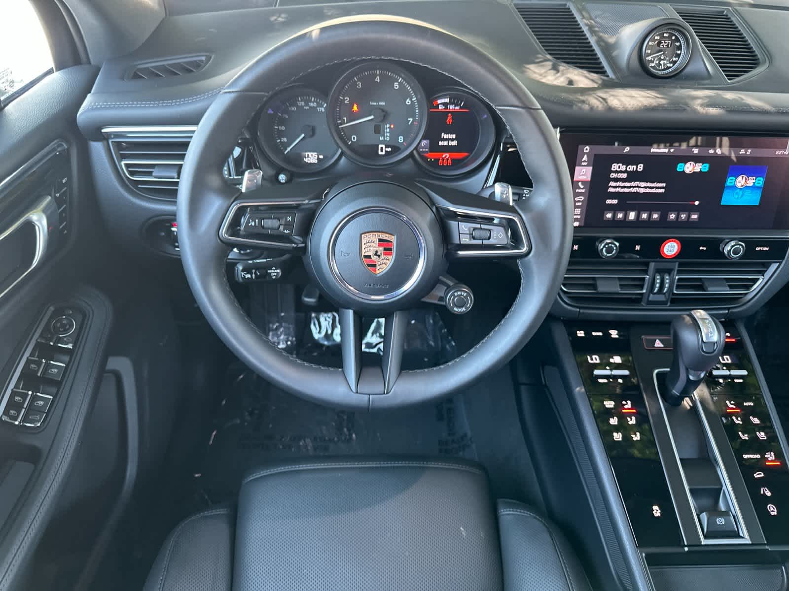 Thumbnail: 2026 Porsche Macan - 15