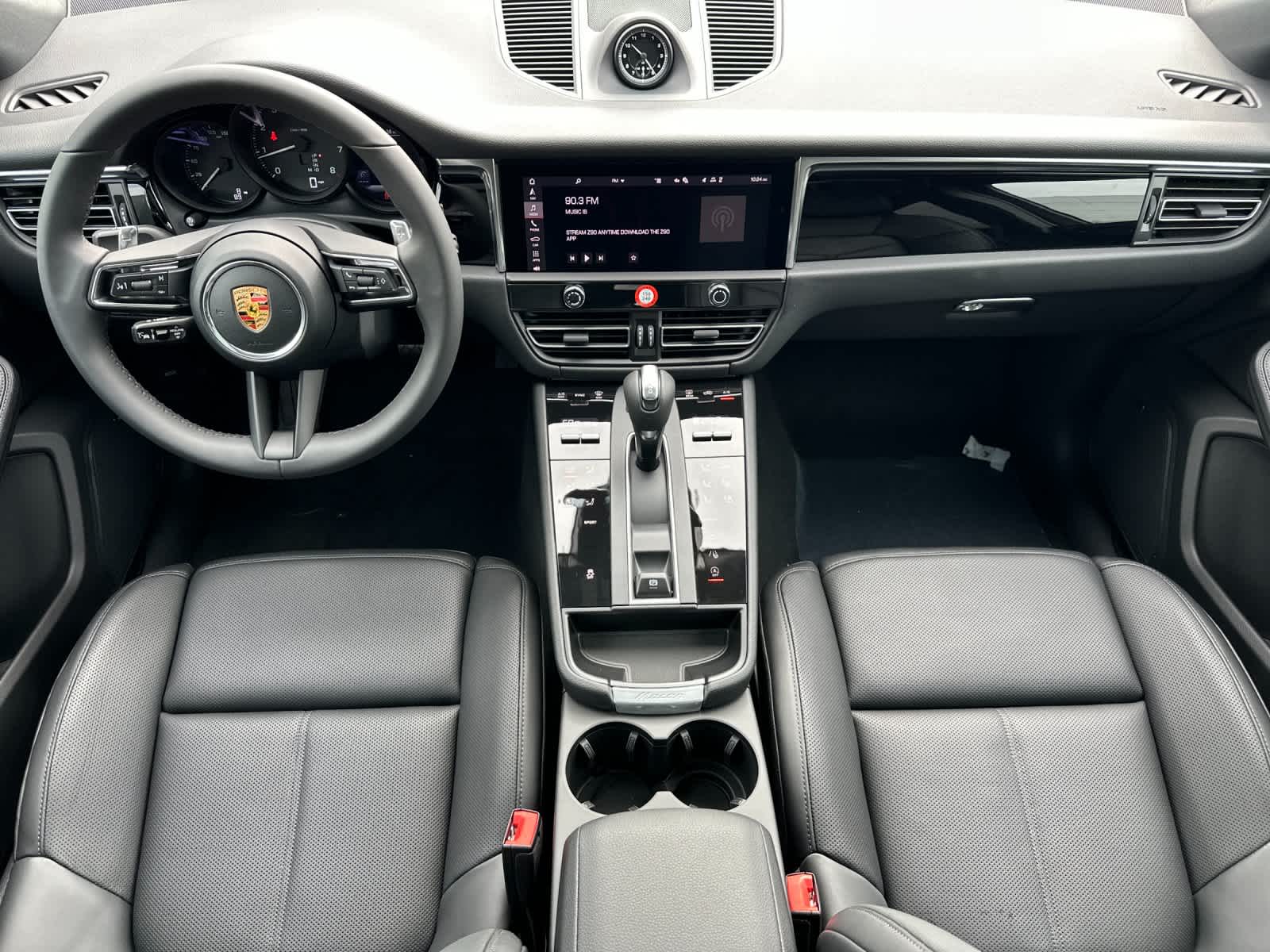 Thumbnail: 2026 Porsche Macan - 6