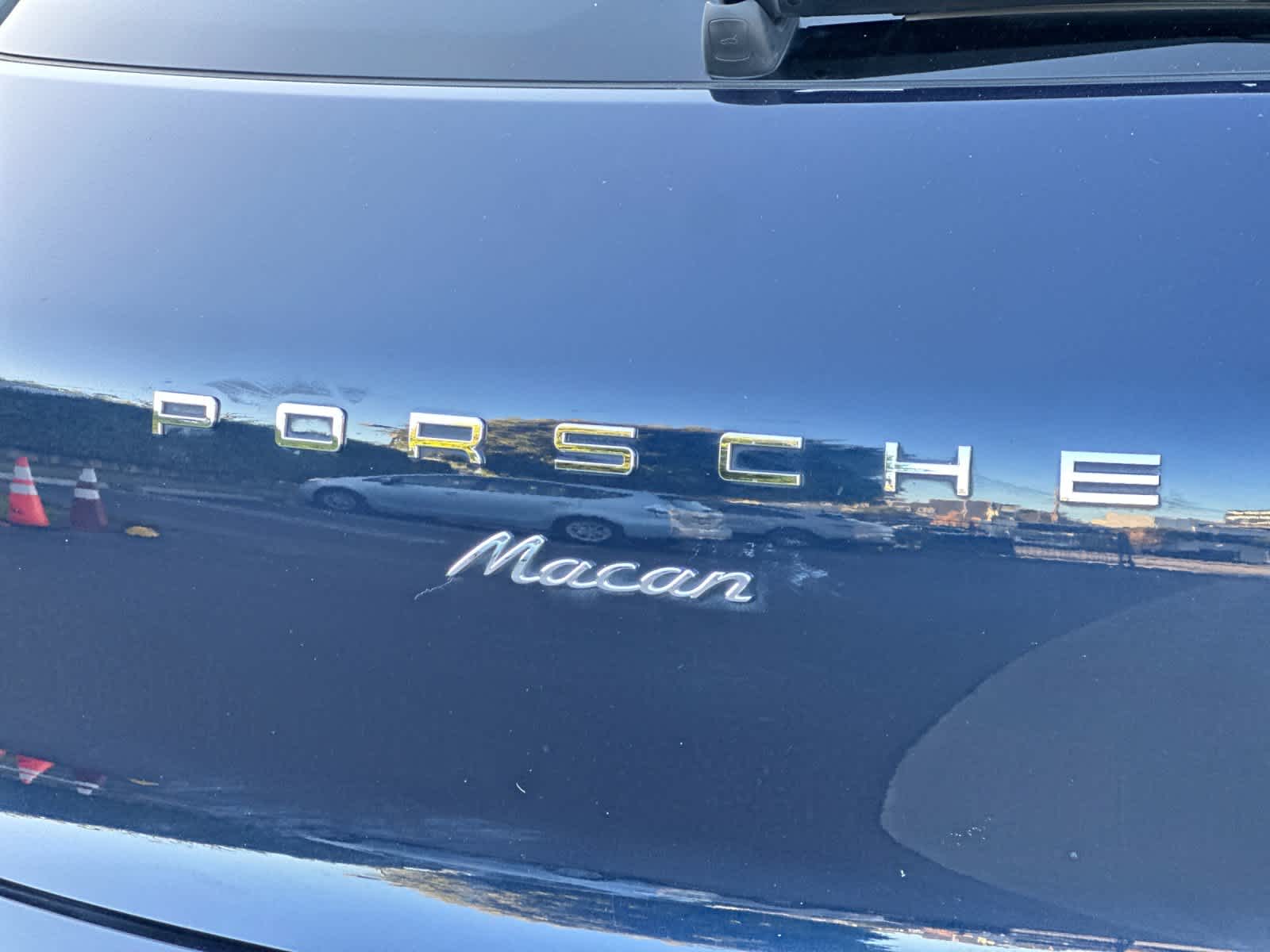 Thumbnail: 2018 Porsche Macan - 32