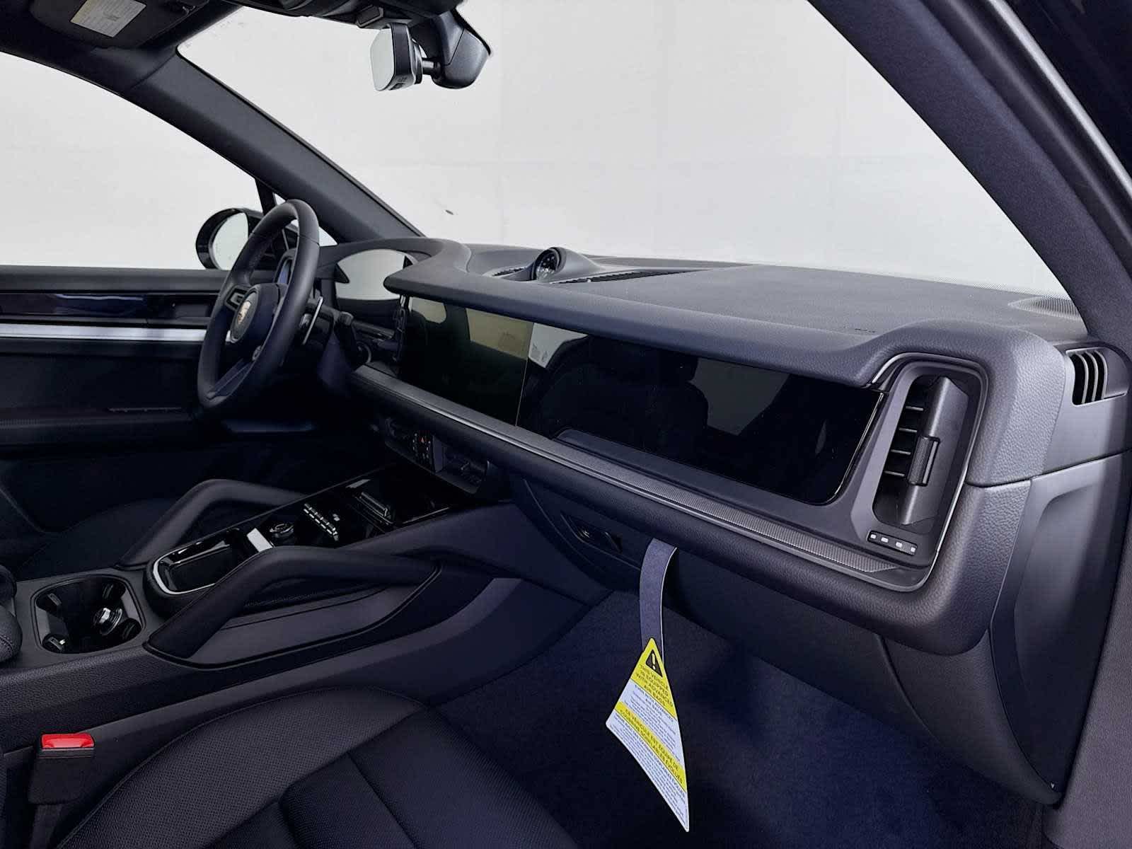 Thumbnail: 2026 Porsche Cayenne - 50