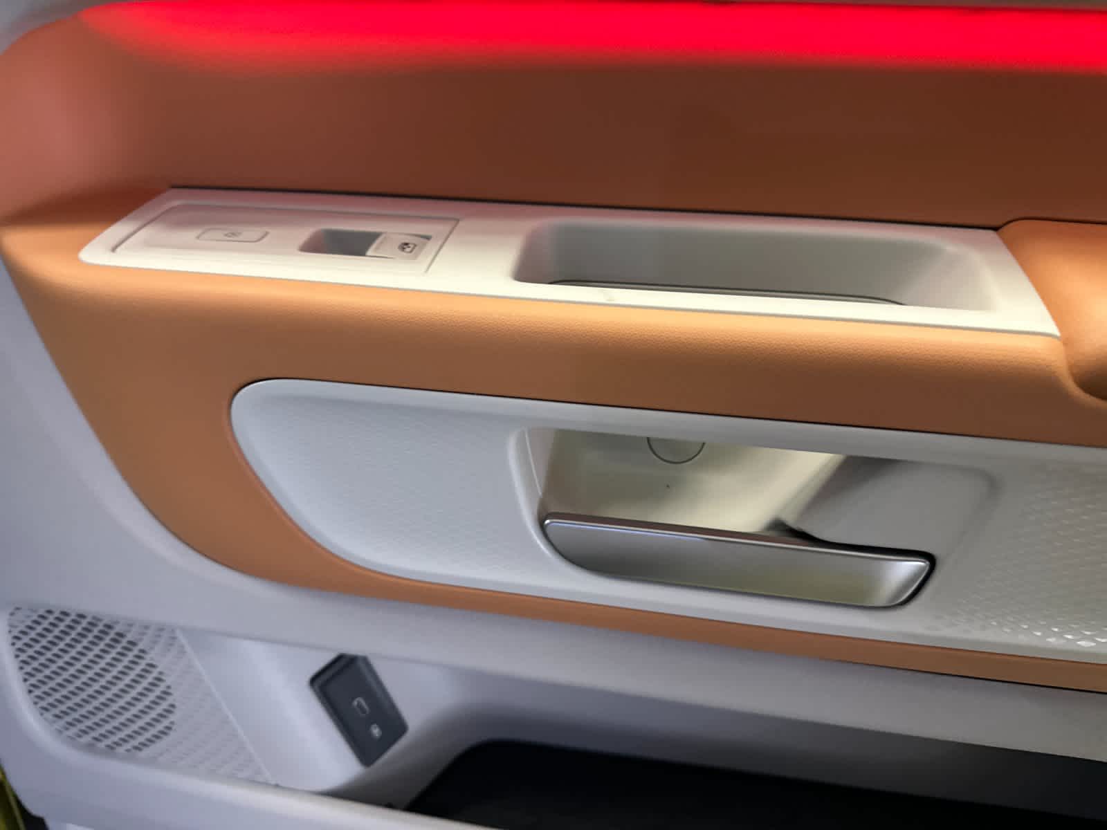 Thumbnail: 2025 Volkswagen ID.Buzz - 19