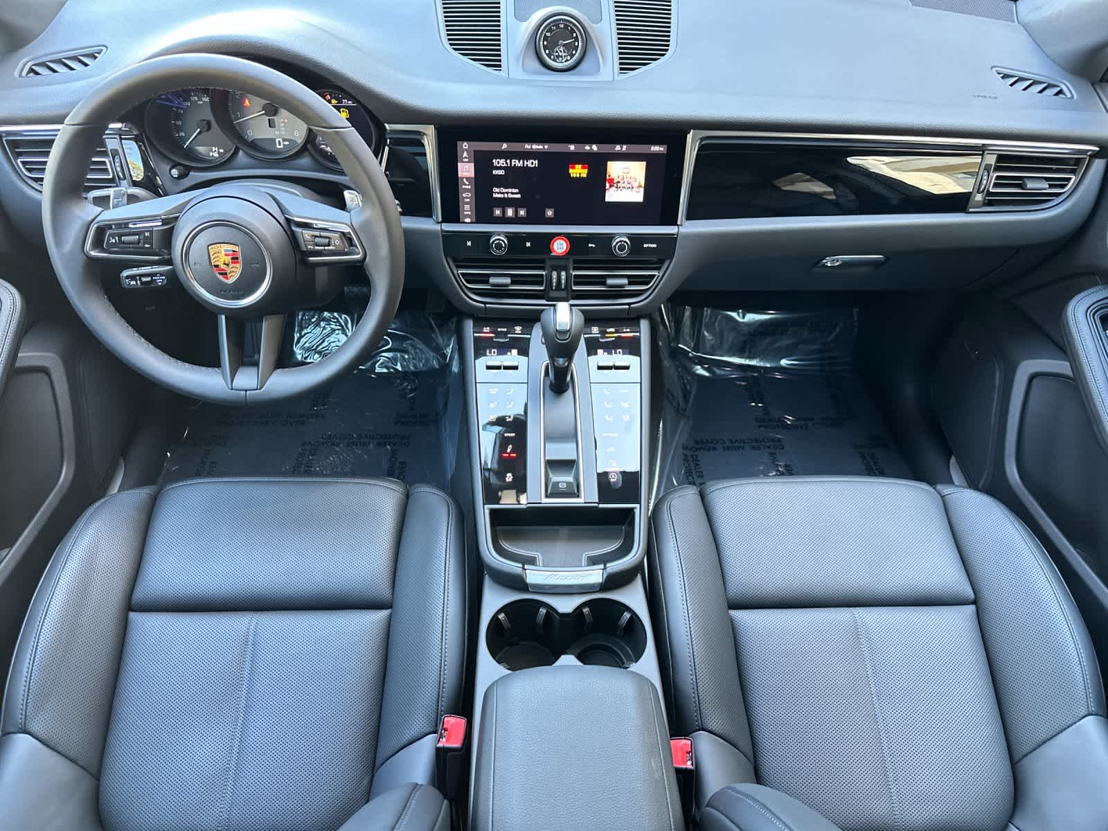 Thumbnail: 2026 Porsche Macan - 6