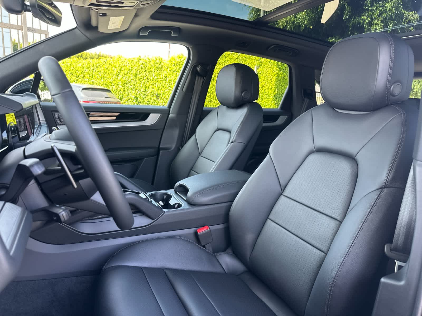 Thumbnail: 2026 Porsche Cayenne - 5