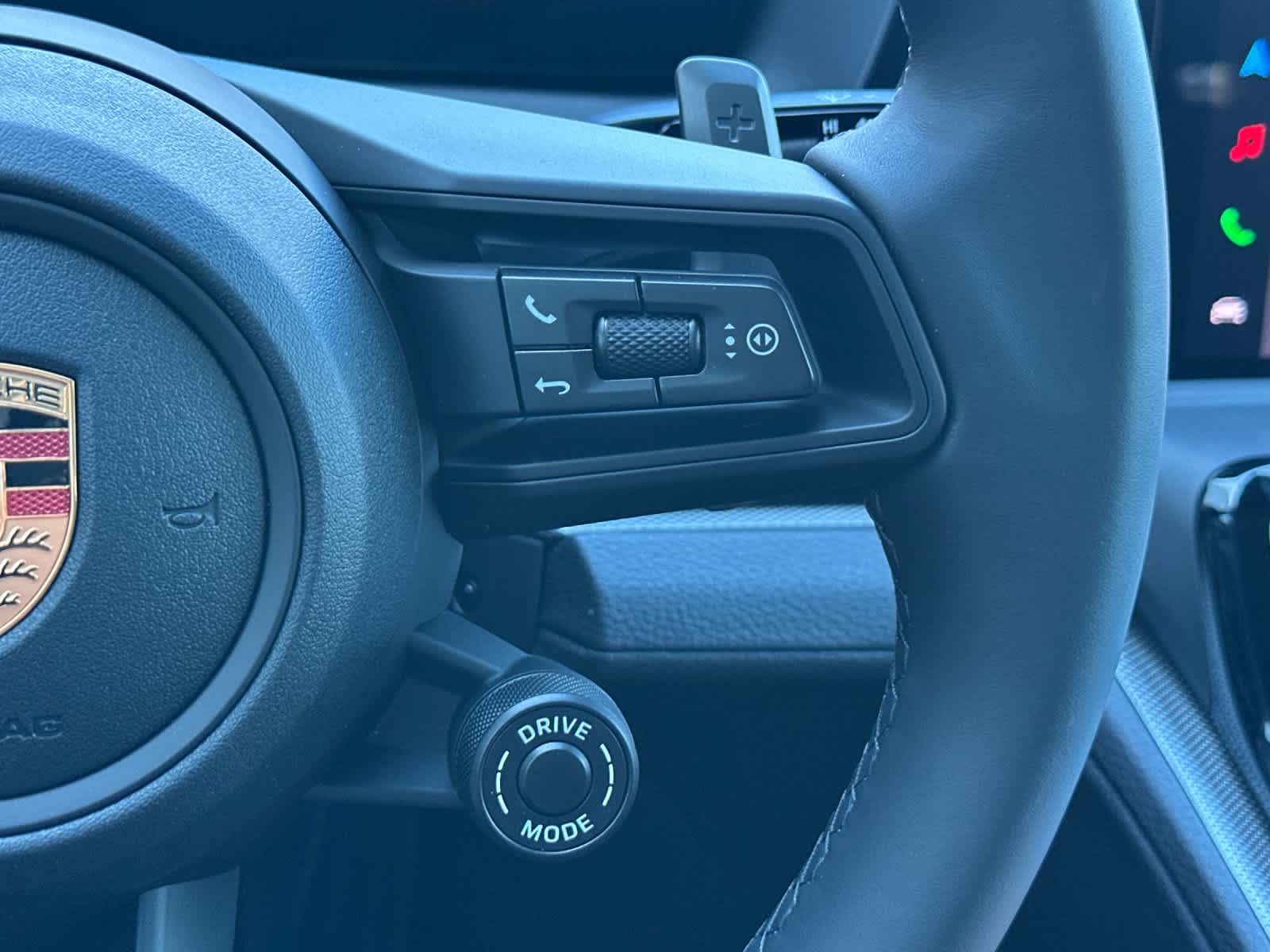 Thumbnail: 2026 Porsche Panamera - 26