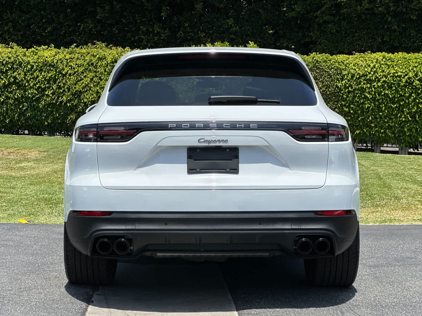 Thumbnail: 2023 Porsche Cayenne - 6