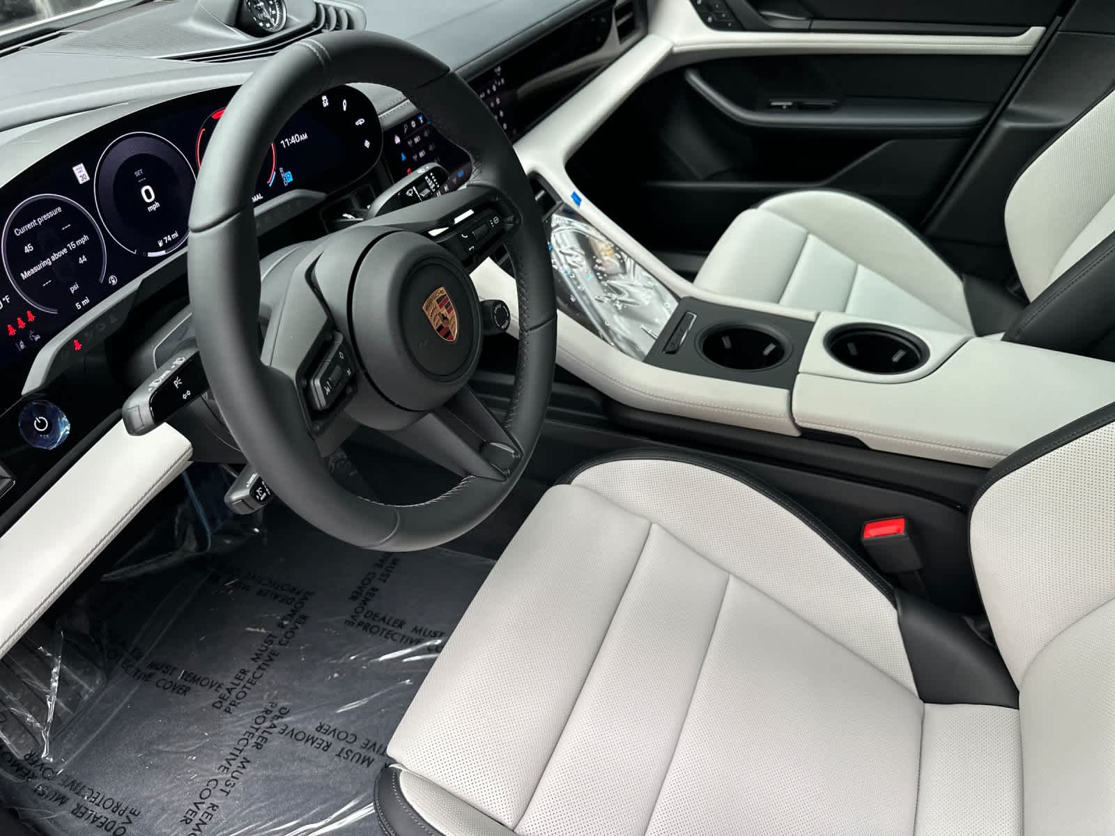 Thumbnail: 2026 Porsche Taycan - 4