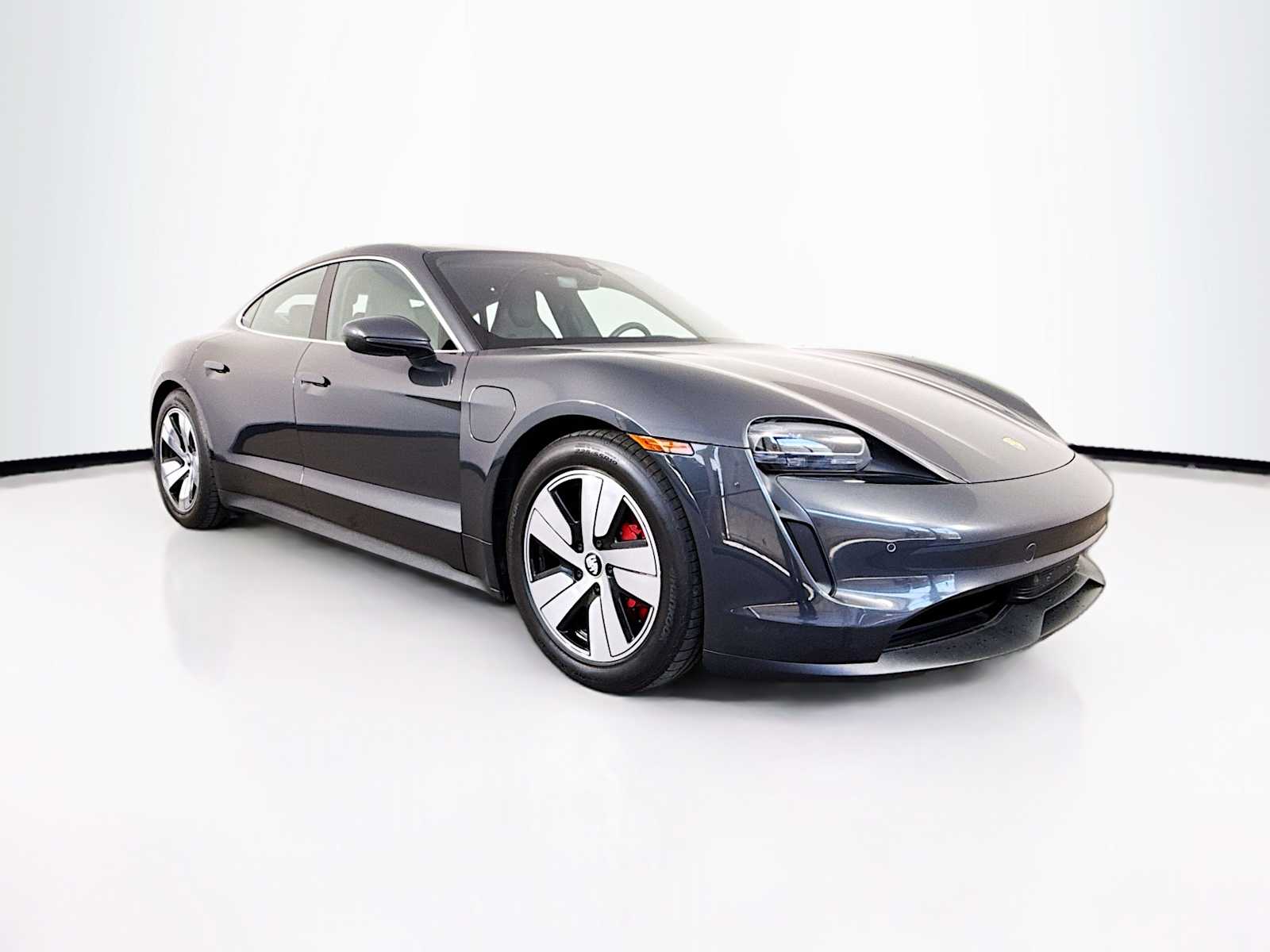 Thumbnail: 2021 Porsche Taycan - 7