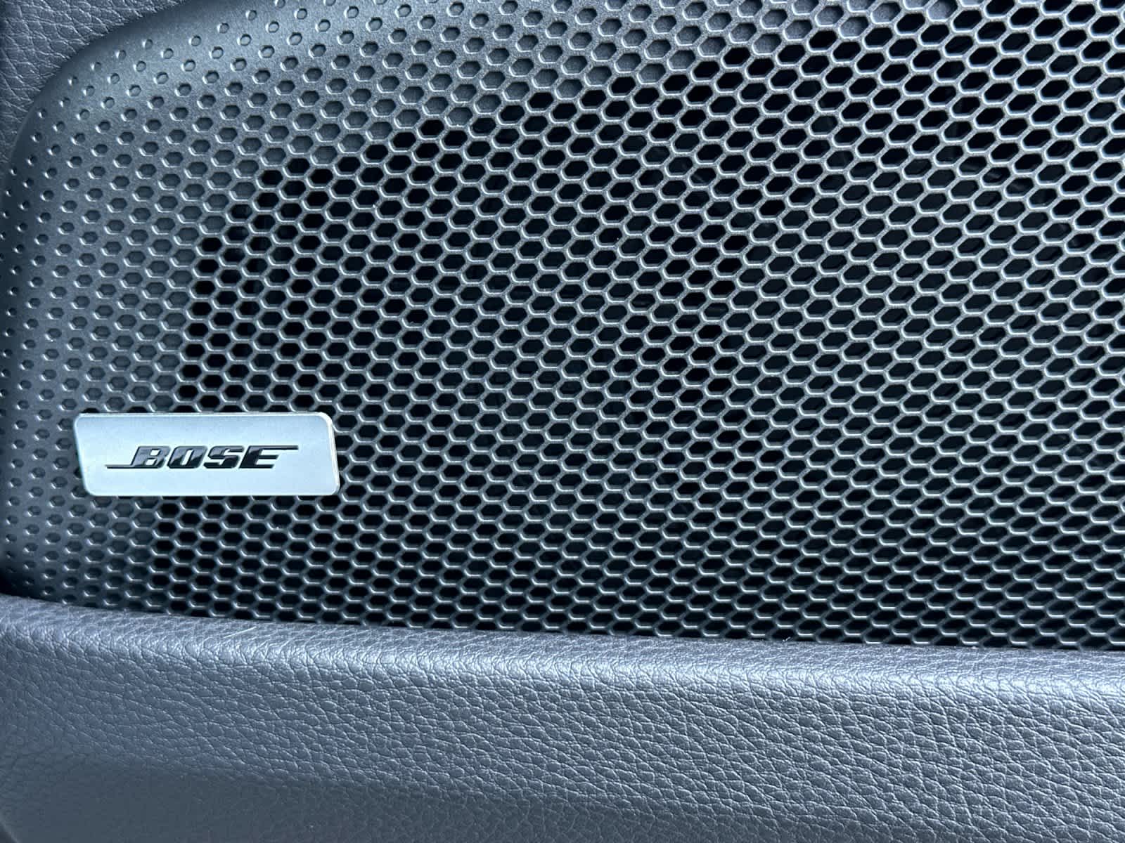 Thumbnail: 2026 Porsche Panamera - 19