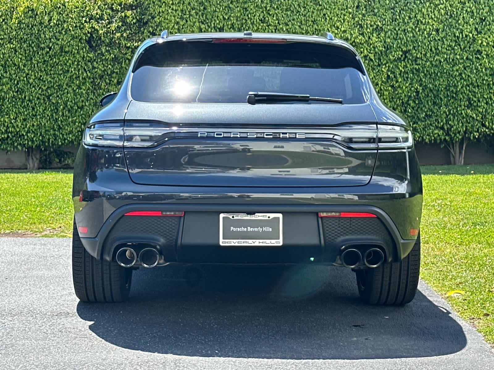 Thumbnail: 2026 Porsche Macan - 7