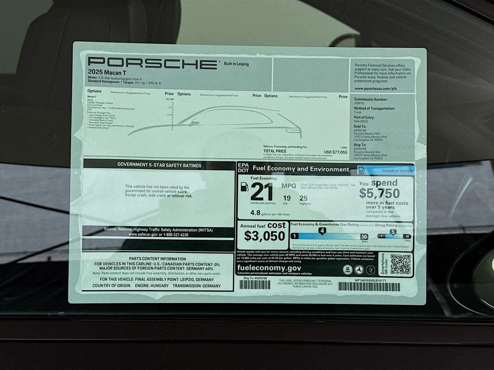 Thumbnail: 2025 Porsche Macan - 26