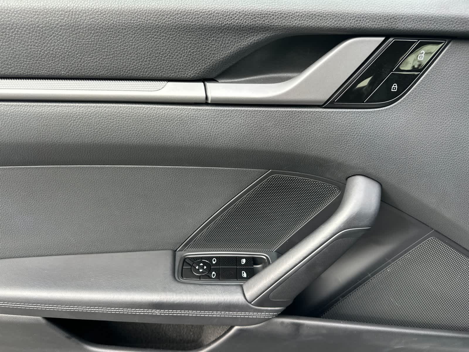 Thumbnail: 2020 Porsche 911 - 11