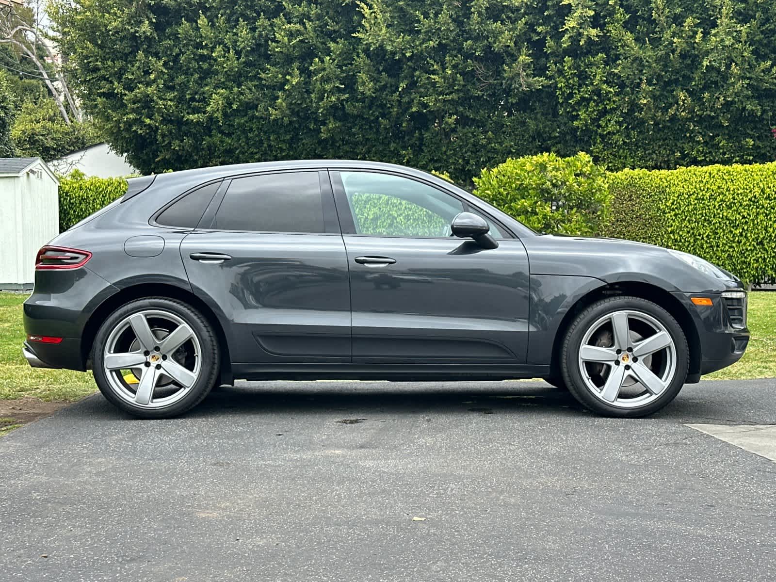 Thumbnail: 2018 Porsche Macan - 9