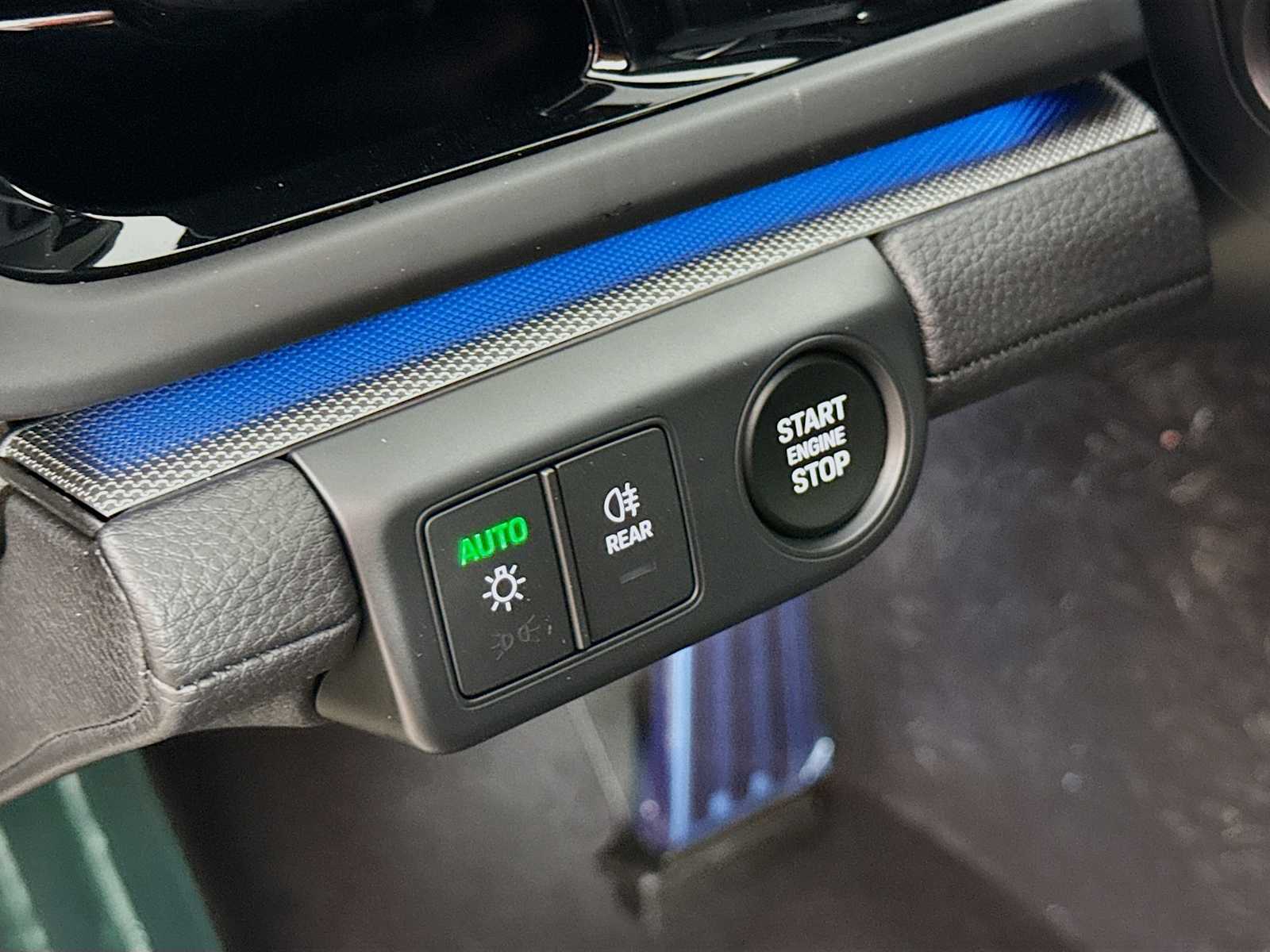 Thumbnail: 2025 Porsche Panamera - 11