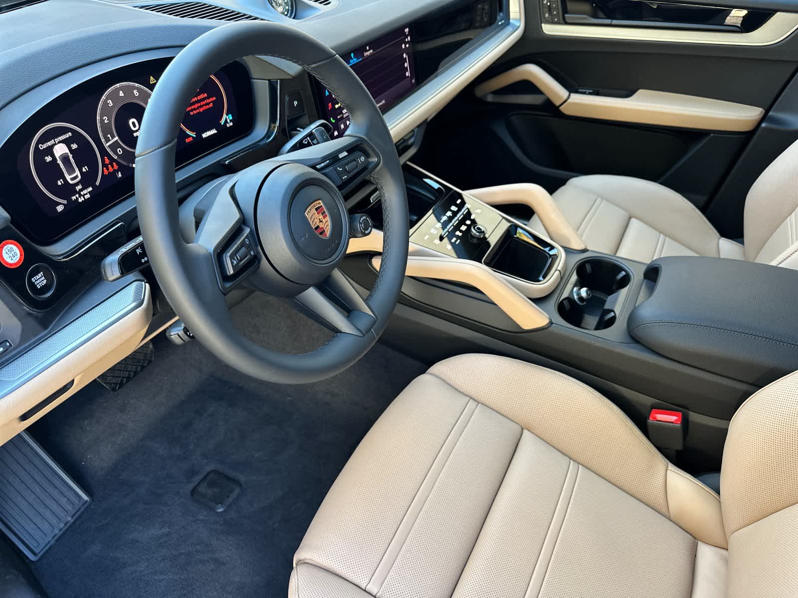 Thumbnail: 2026 Porsche Cayenne - 4