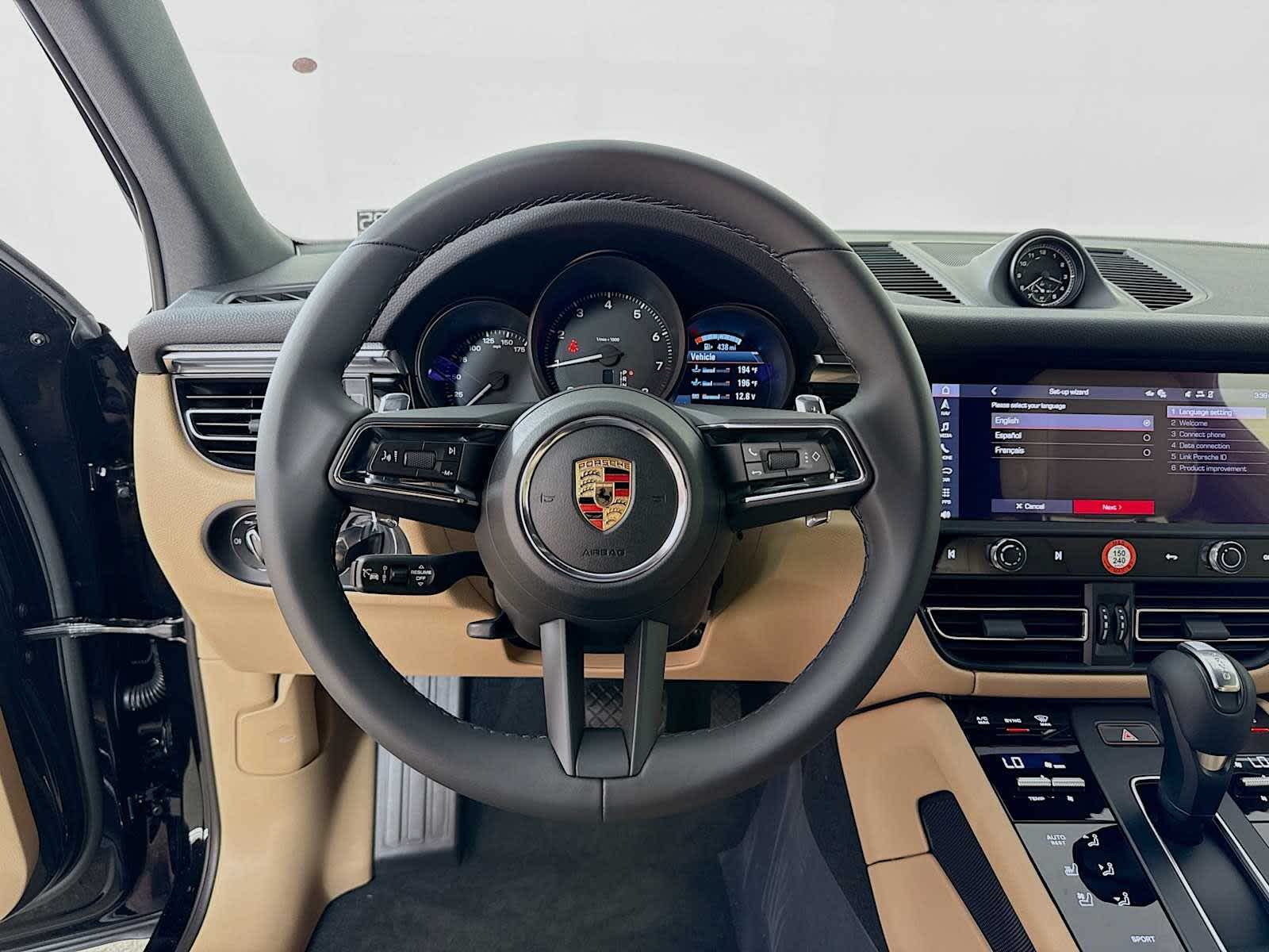 Thumbnail: 2026 Porsche Macan - 12