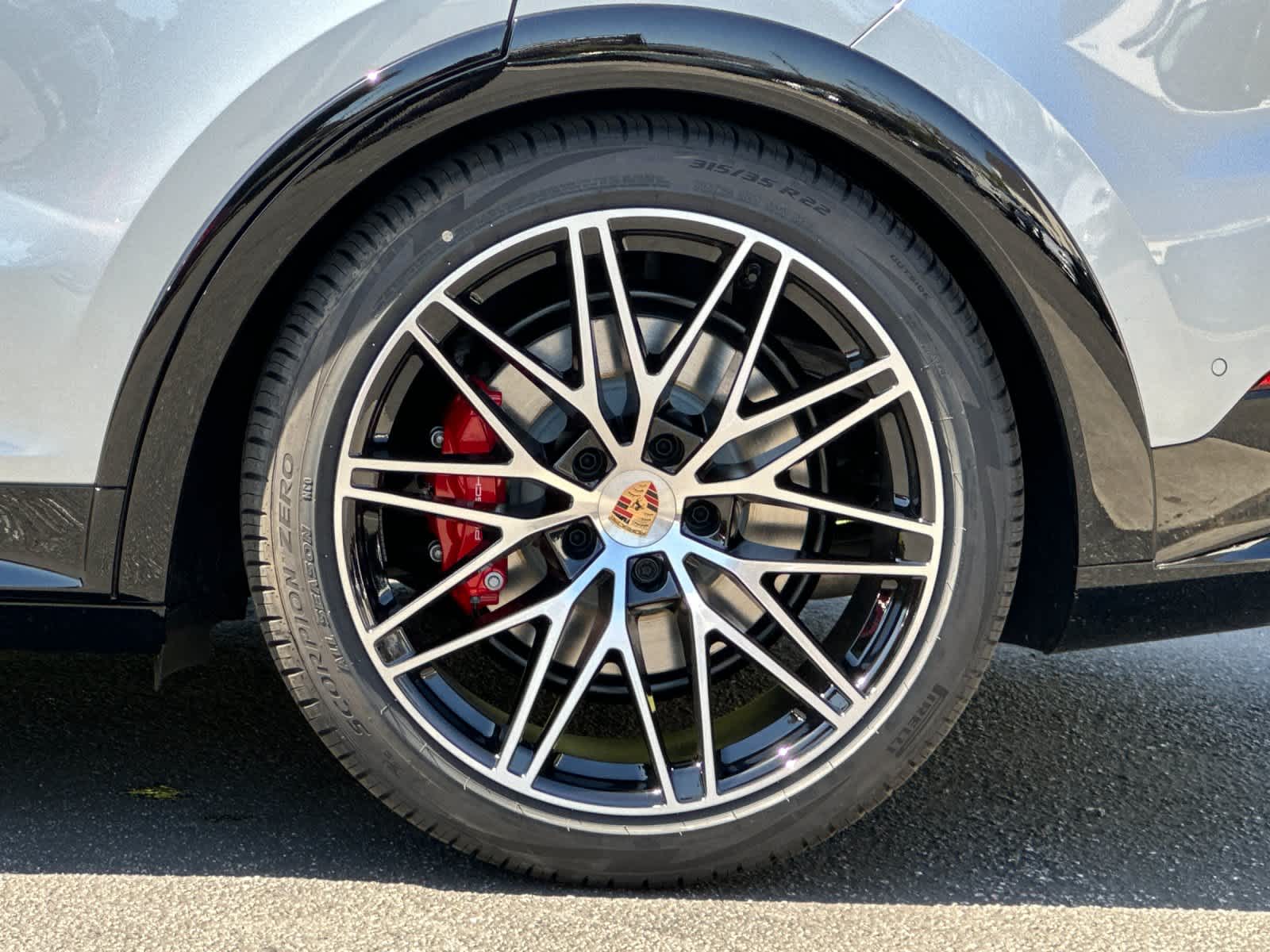 Thumbnail: 2026 Porsche Cayenne - 32