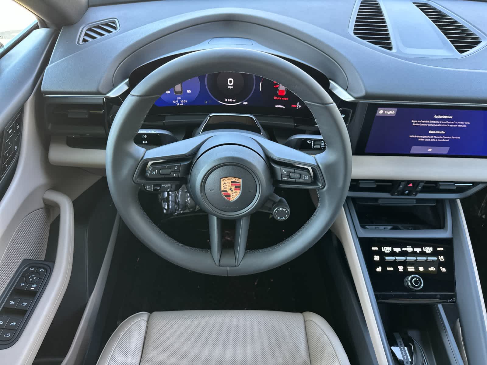 Thumbnail: 2026 Porsche Macan - 15