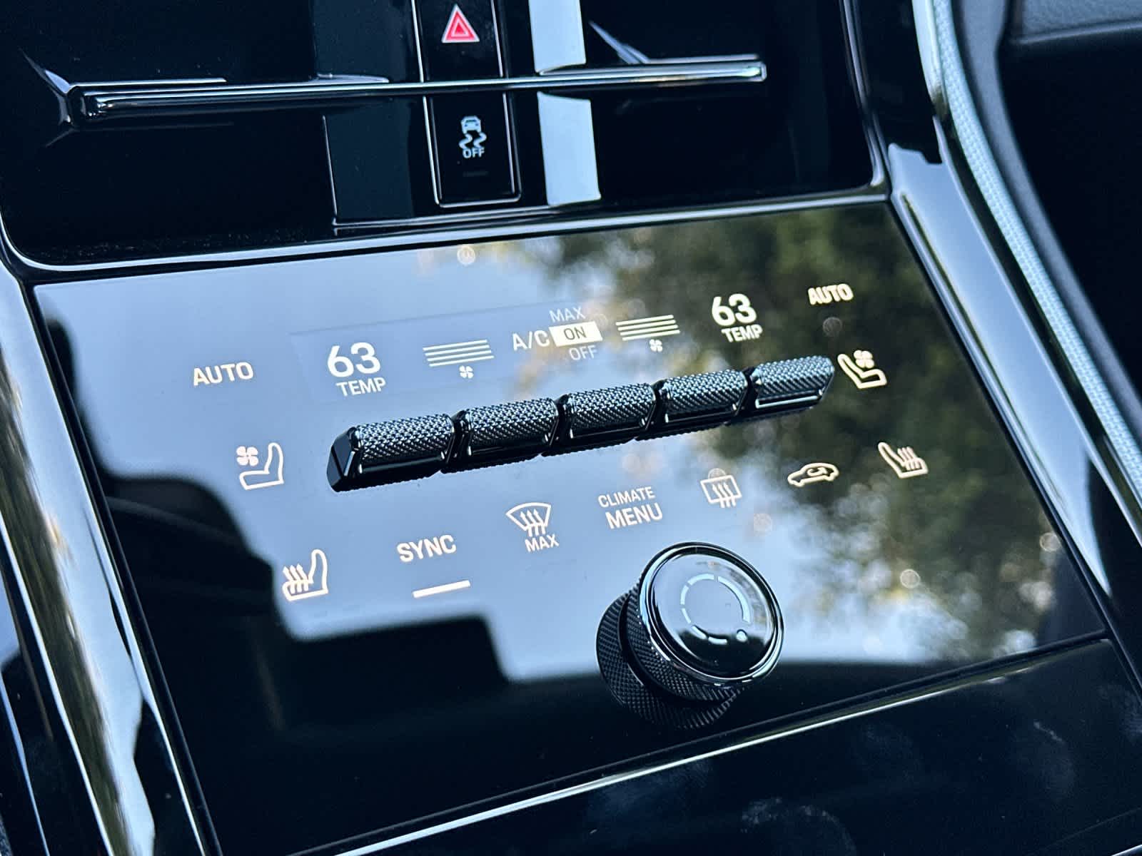 Thumbnail: 2026 Porsche Panamera - 24