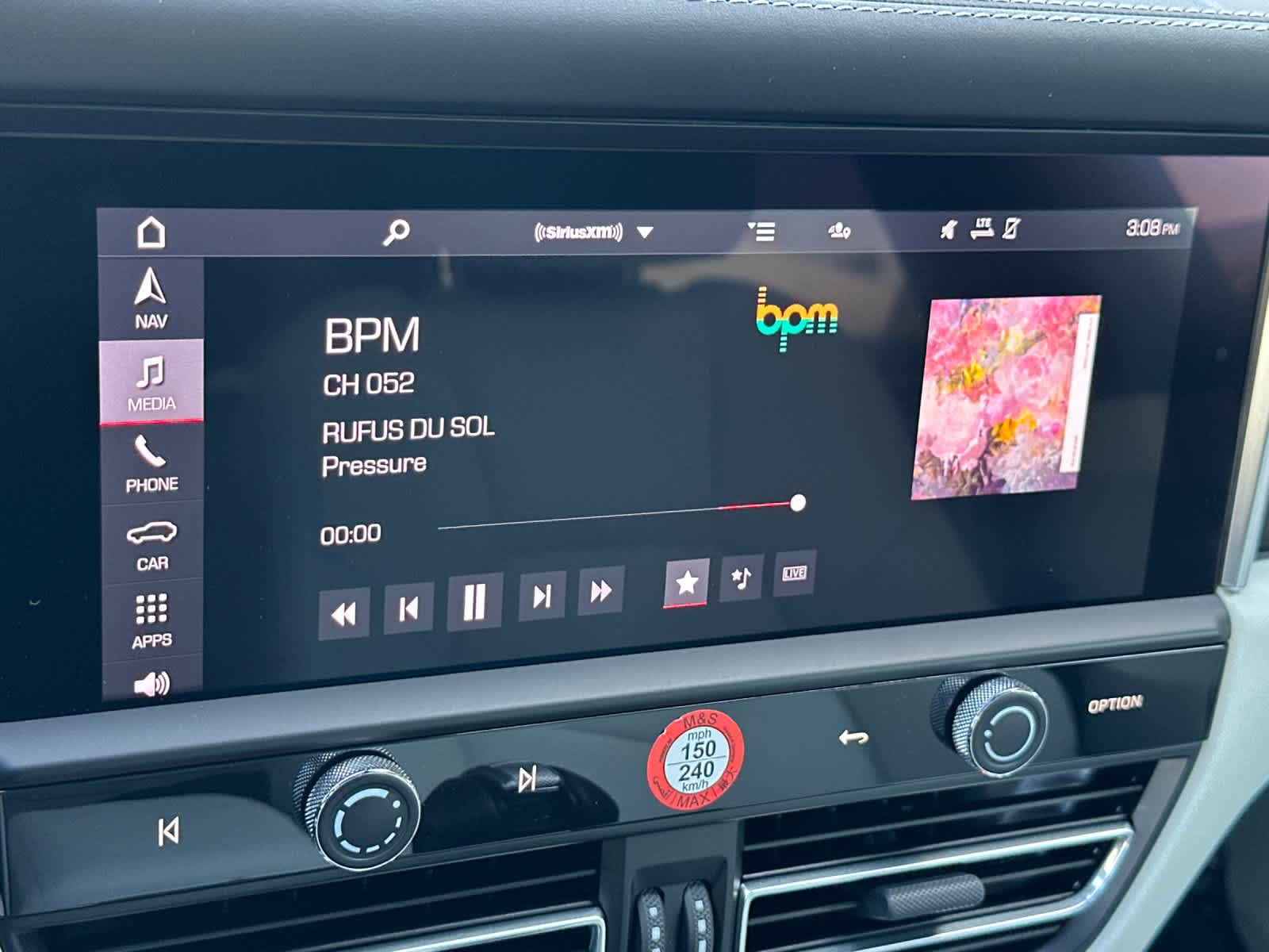 Thumbnail: 2025 Porsche Macan - 20