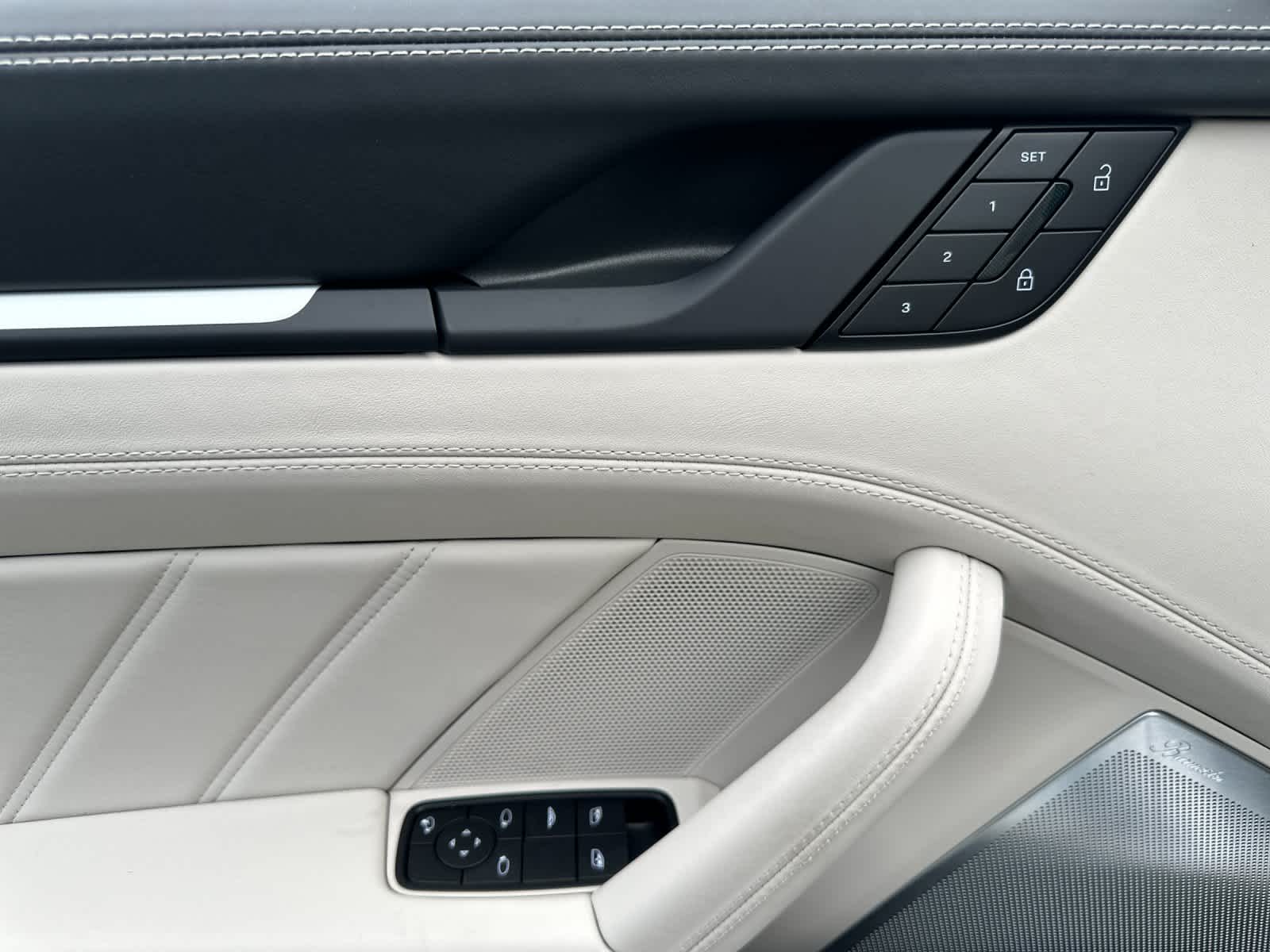 Thumbnail: 2026 Porsche 911 - 12