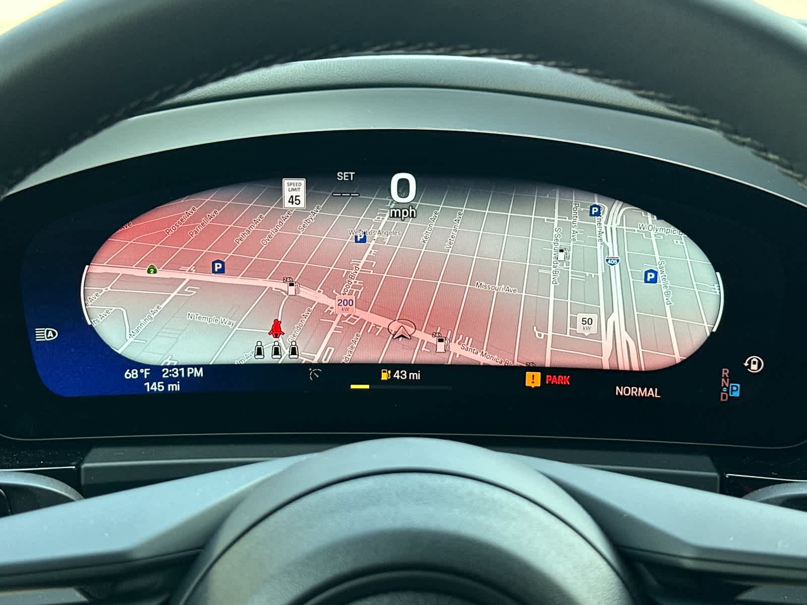 Thumbnail: 2025 Porsche Macan - 29