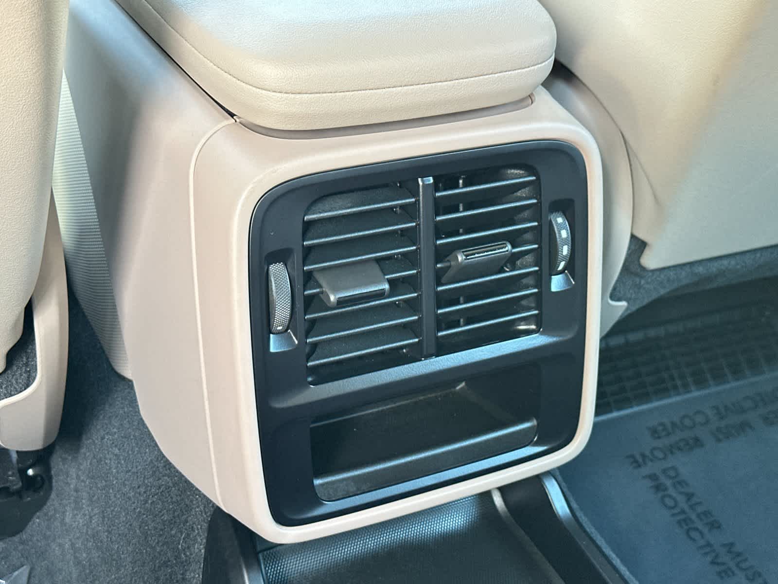 Thumbnail: 2024 Porsche Taycan - 14