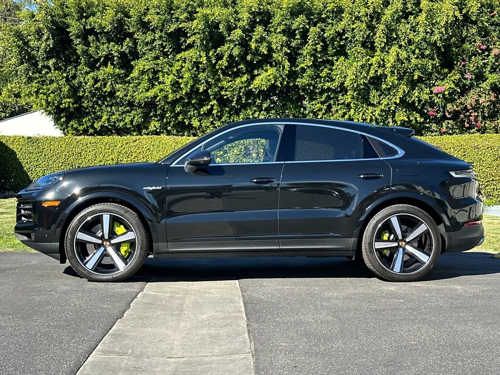 New 2025 Porsche Cayenne S E-Hybrid SUV