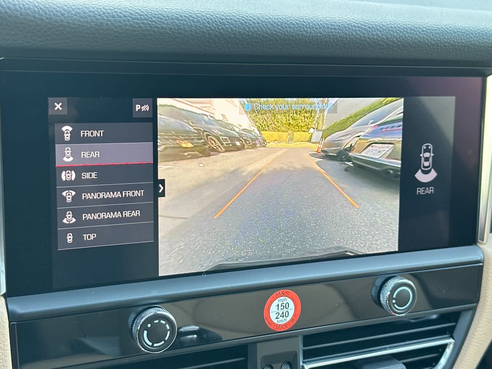 Thumbnail: 2025 Porsche Macan - 22